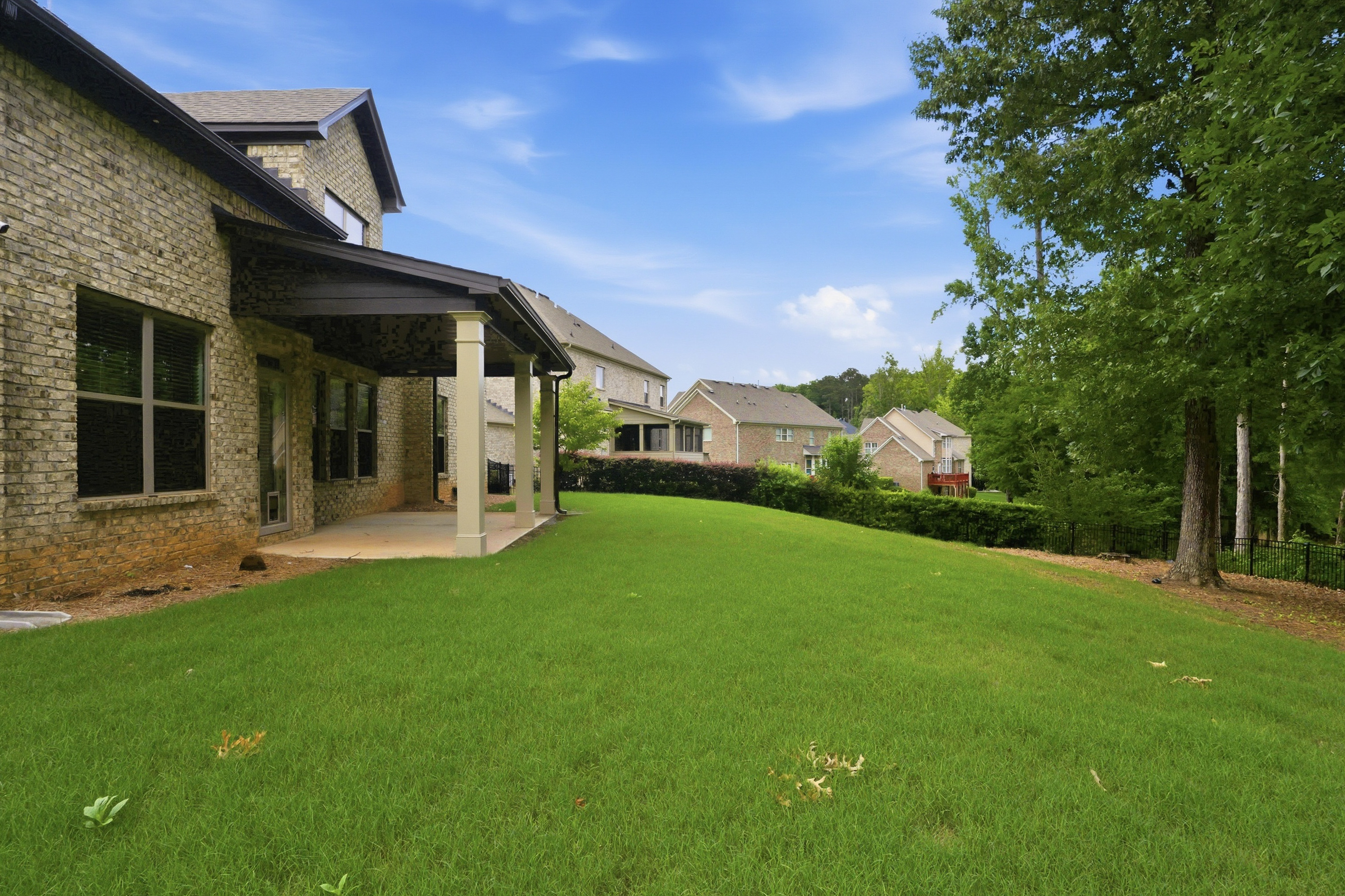 Photo 37 of 40 of 7112 Treveno Pl, Locust Grove, GA