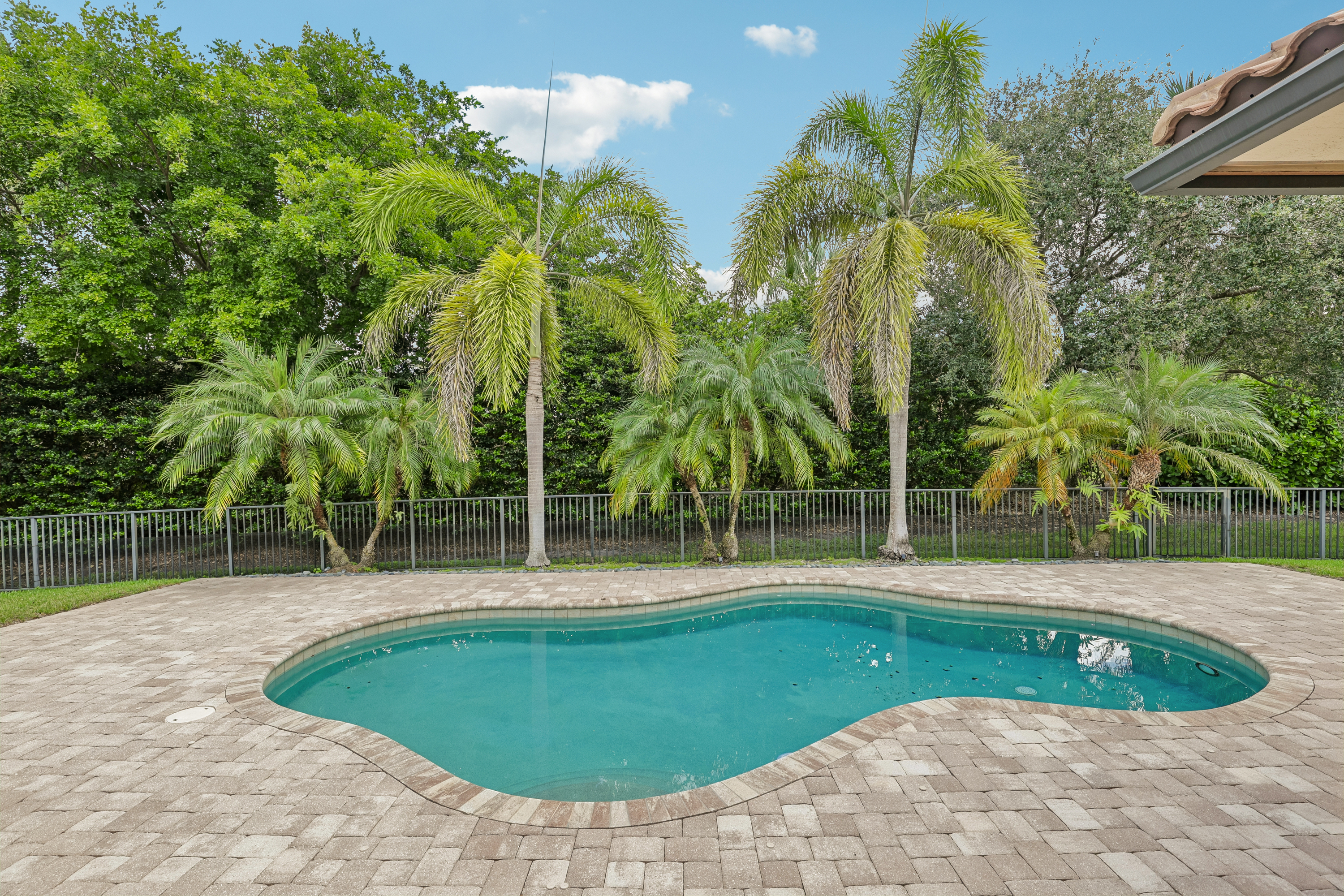 Photo 108 of 124 of 7990 NW 112th Ter, Parkland, FL