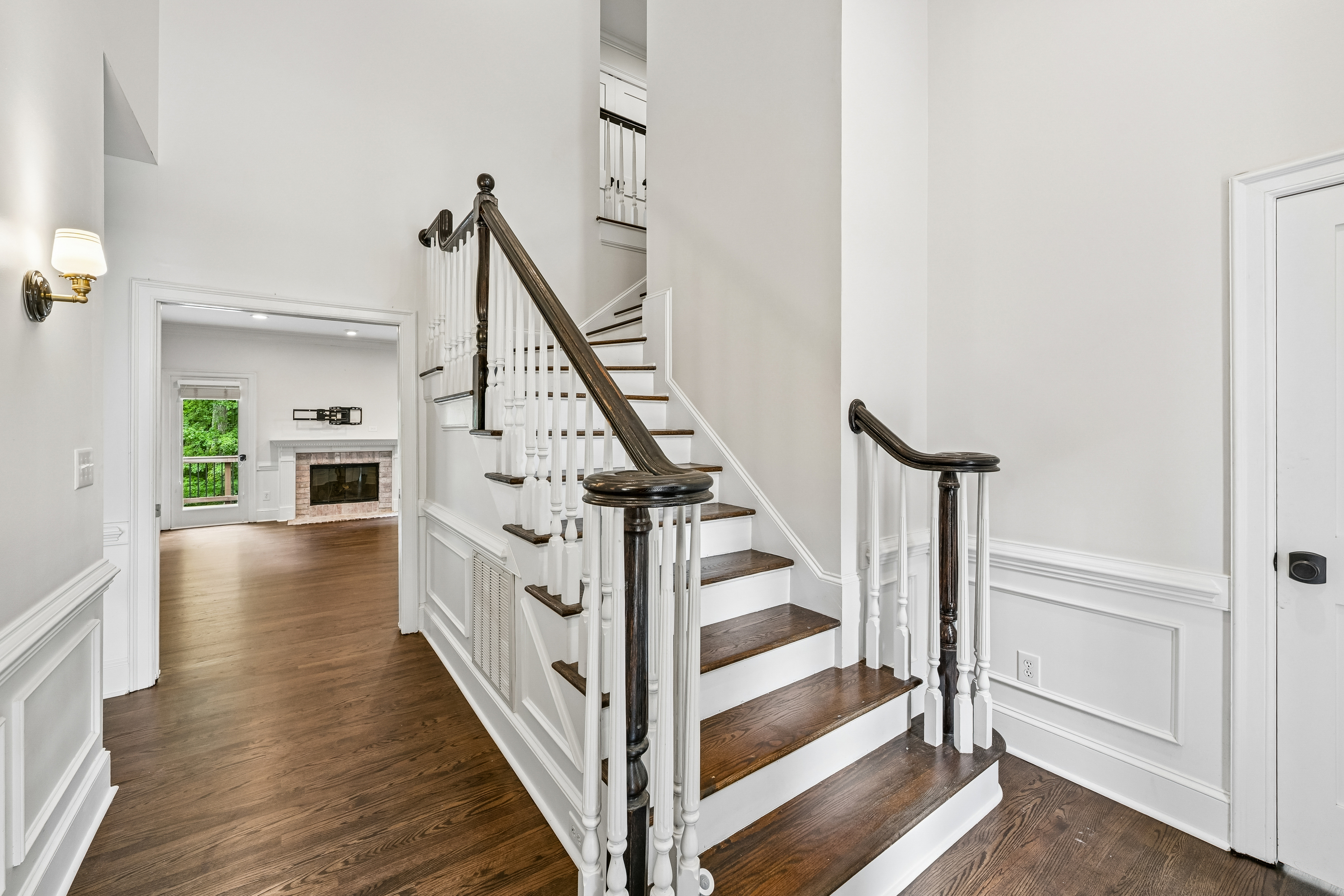 Photo 11 of 53 of 5609 Camilla Dr, Charlotte, NC