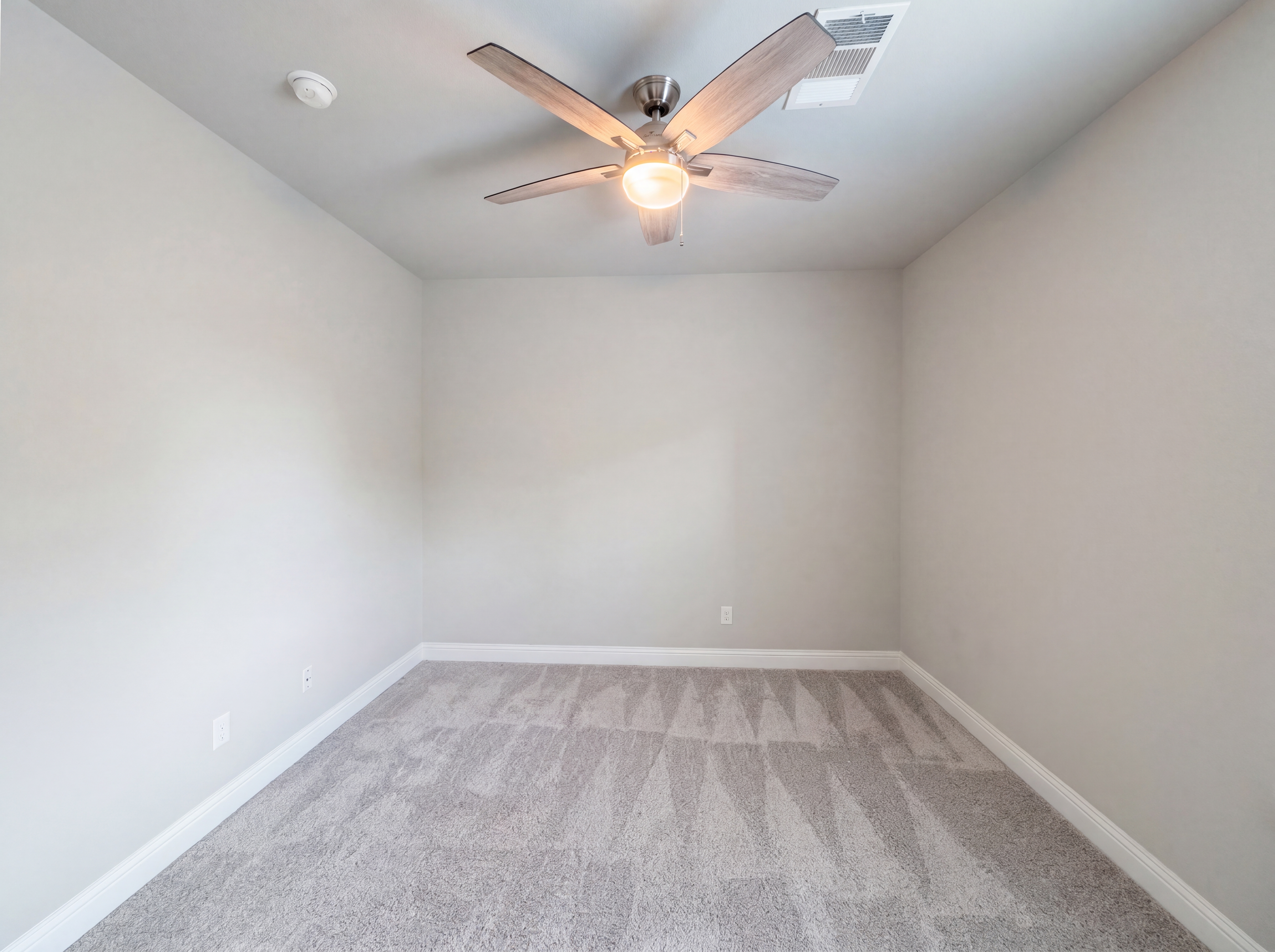 Photo 10 of 20 of 17628 Bottlebrush Dr, Dallas, TX