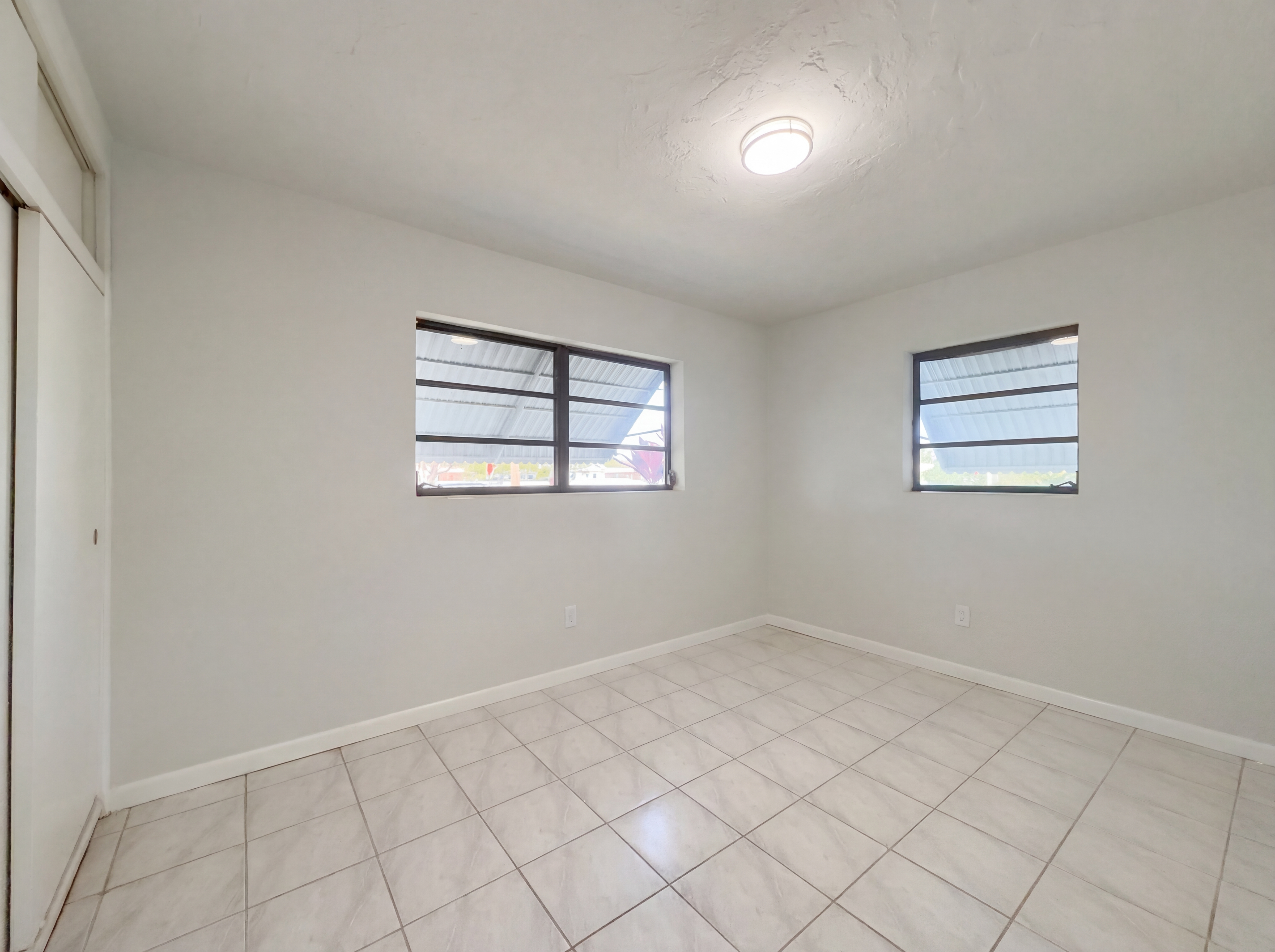 Photo 15 of 19 of 12230 SW 187th Ter, Miami, FL