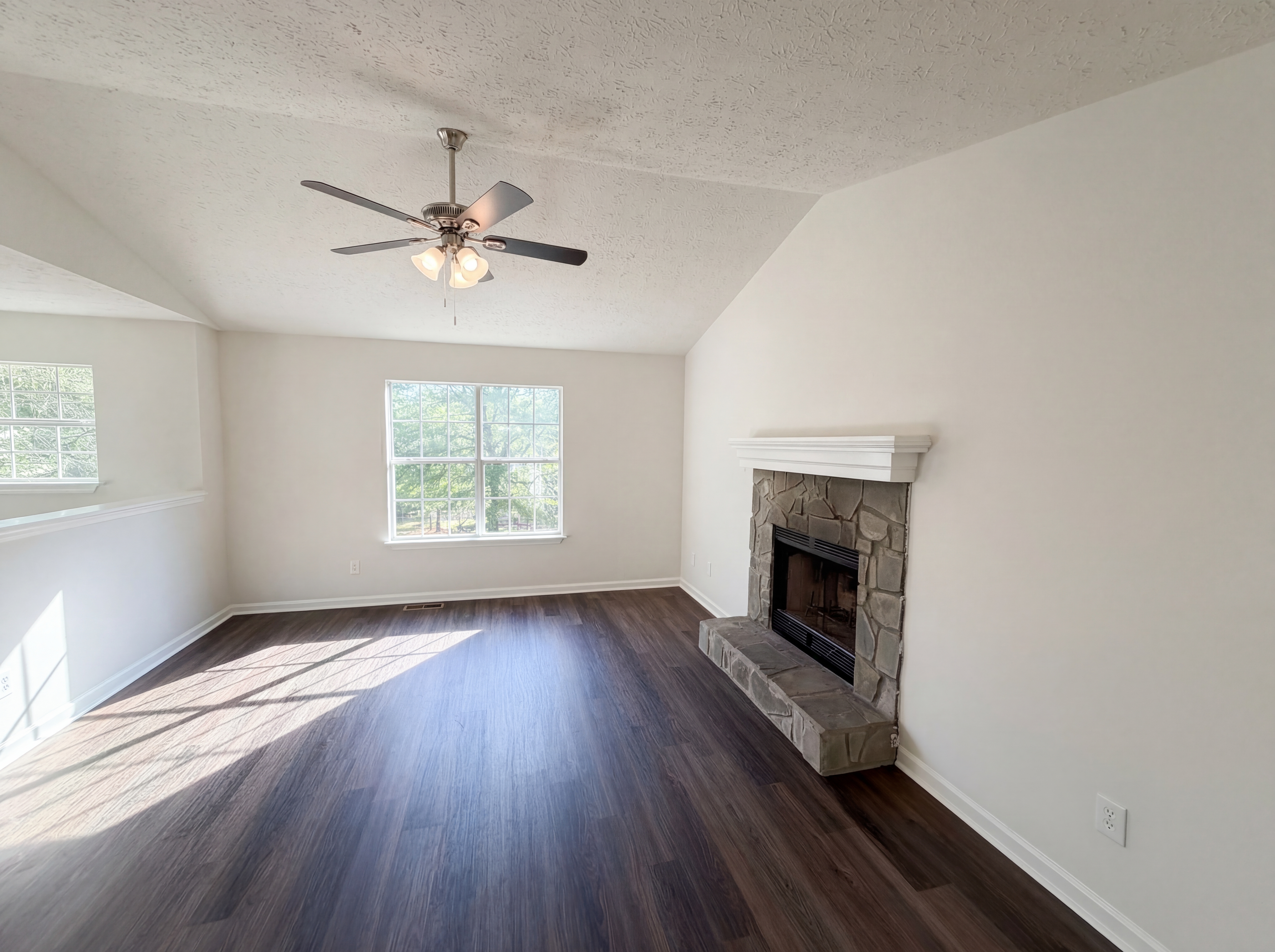 Photo 9 of 23 of 416 Busby Ln, Winder, GA