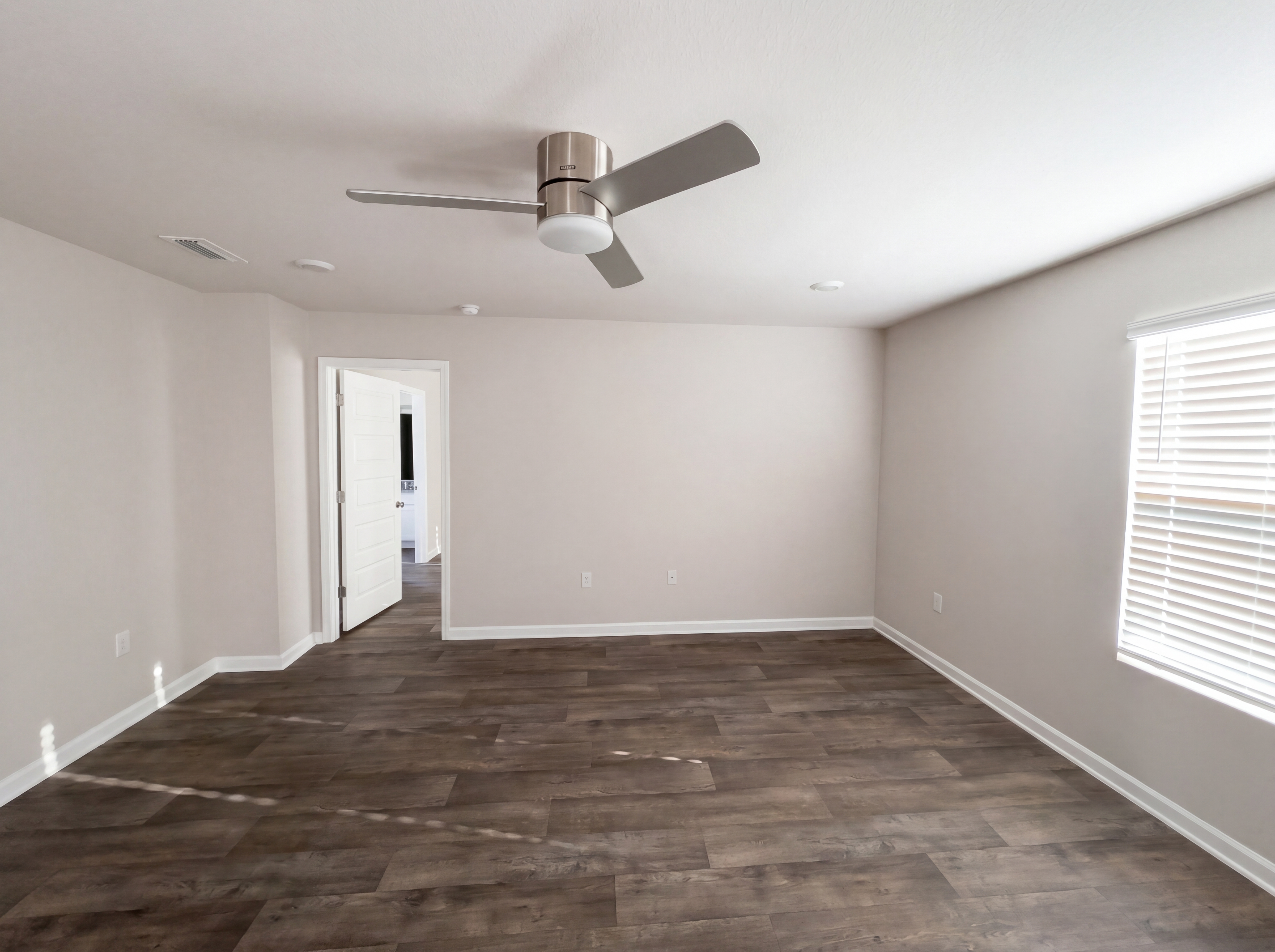 Photo 10 of 15 of 7453 Brompton Dr, Foley, AL
