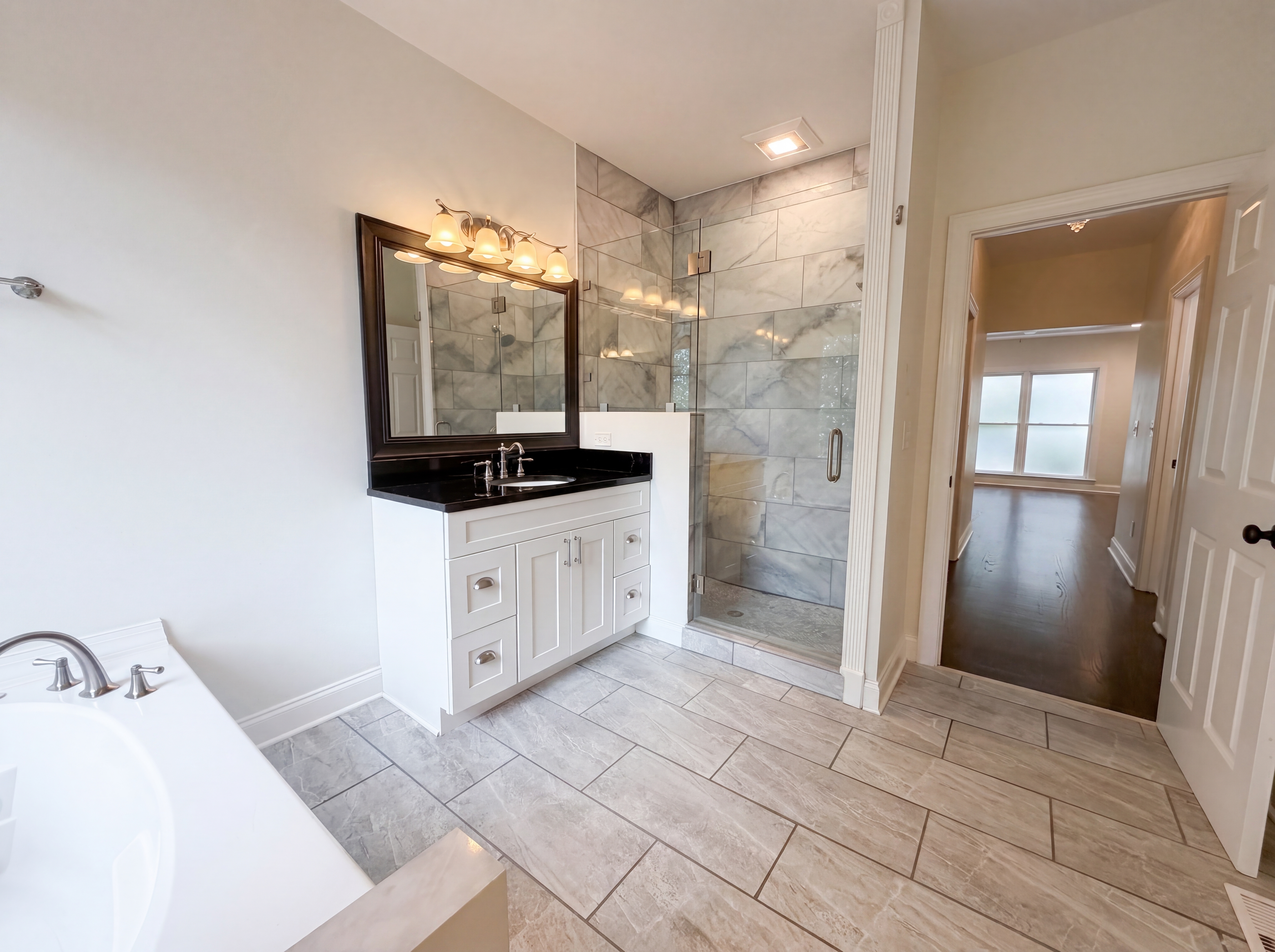 Photo 17 of 30 of 2298 Camden Dr SW, Marietta, GA