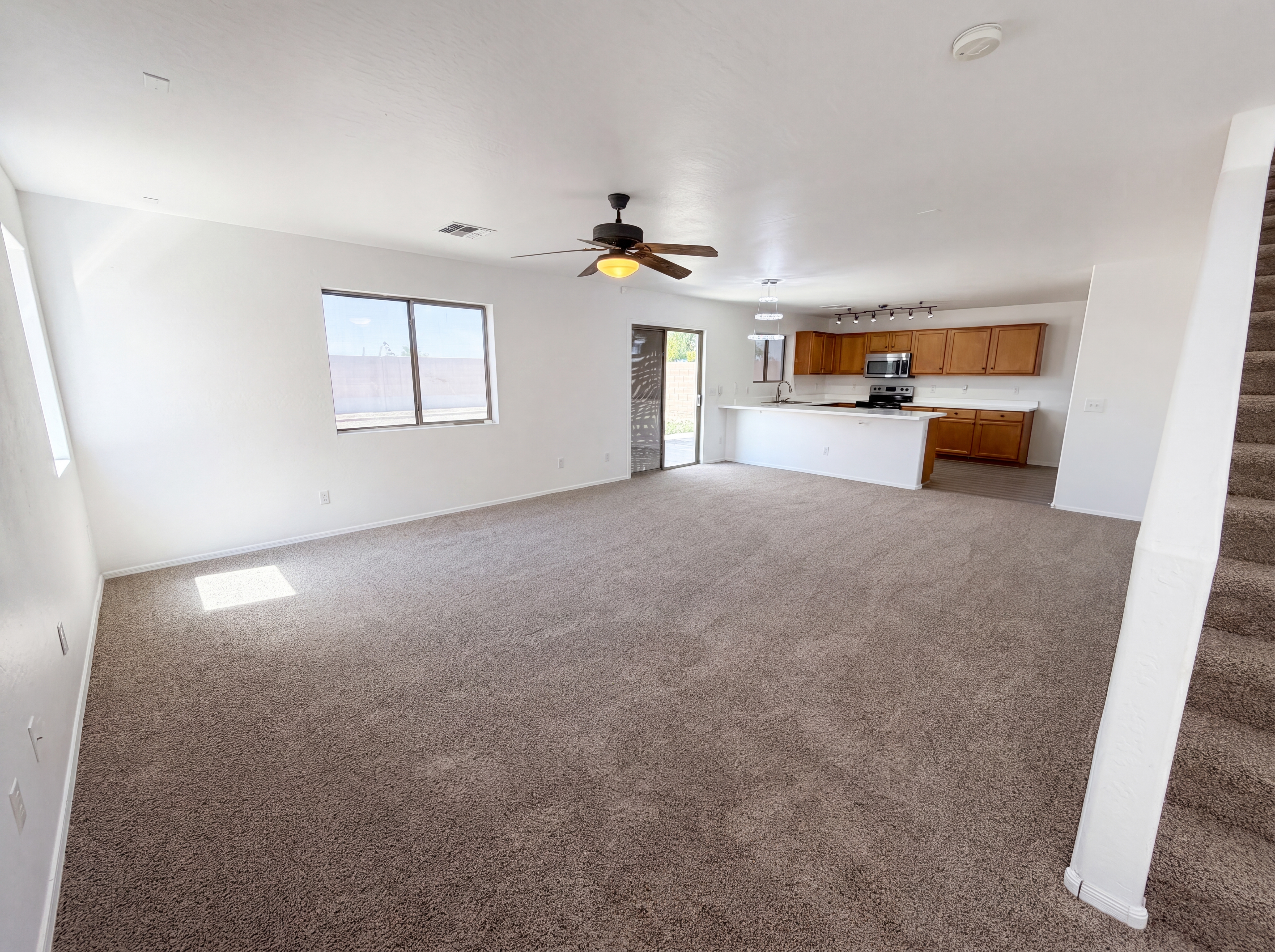 Photo 3 of 29 of 25779 W Satellite Ln, Buckeye, AZ
