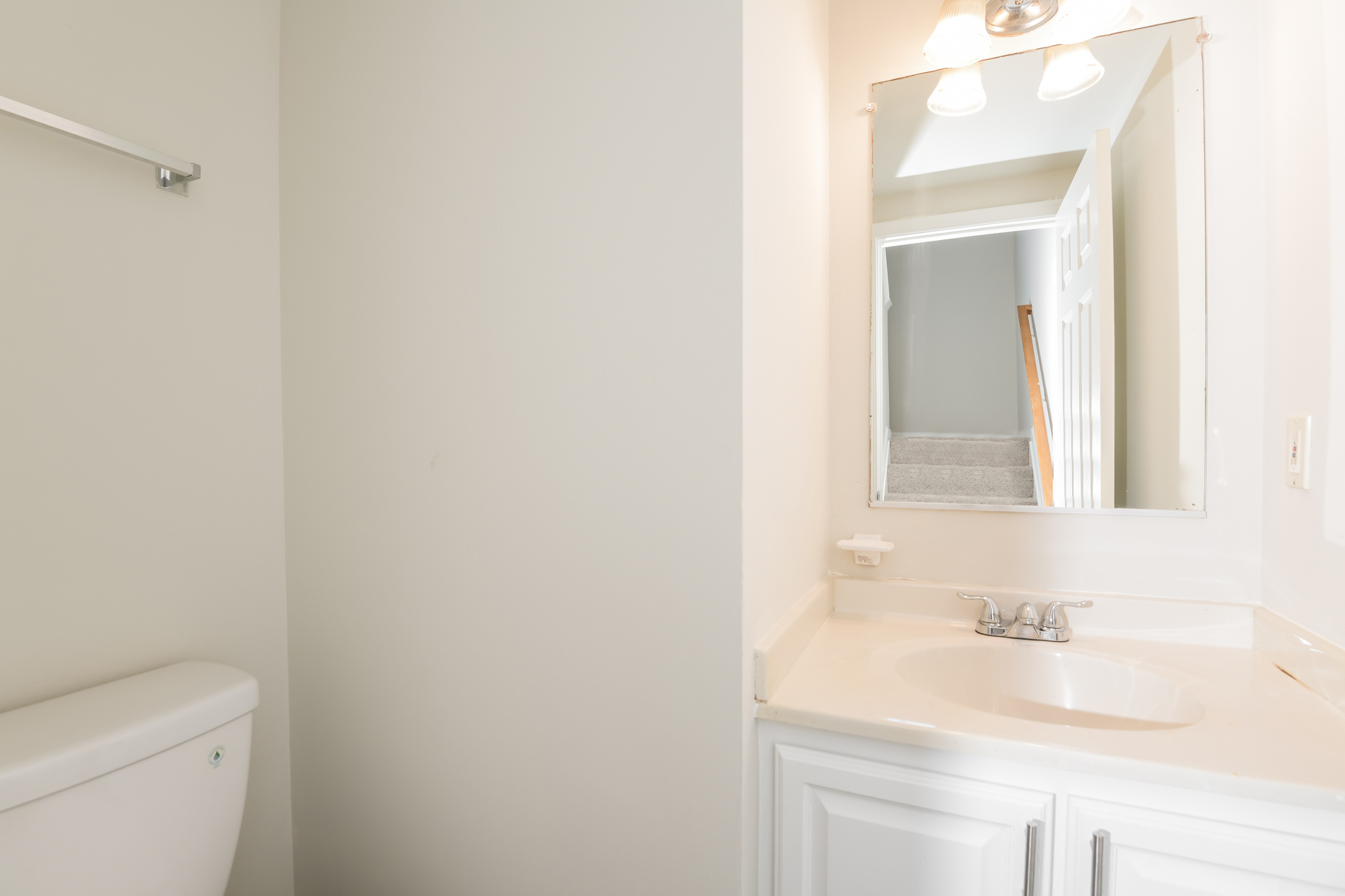 Photo 13 of 21 of 2710 Stanton Rd SE, Washington, DC