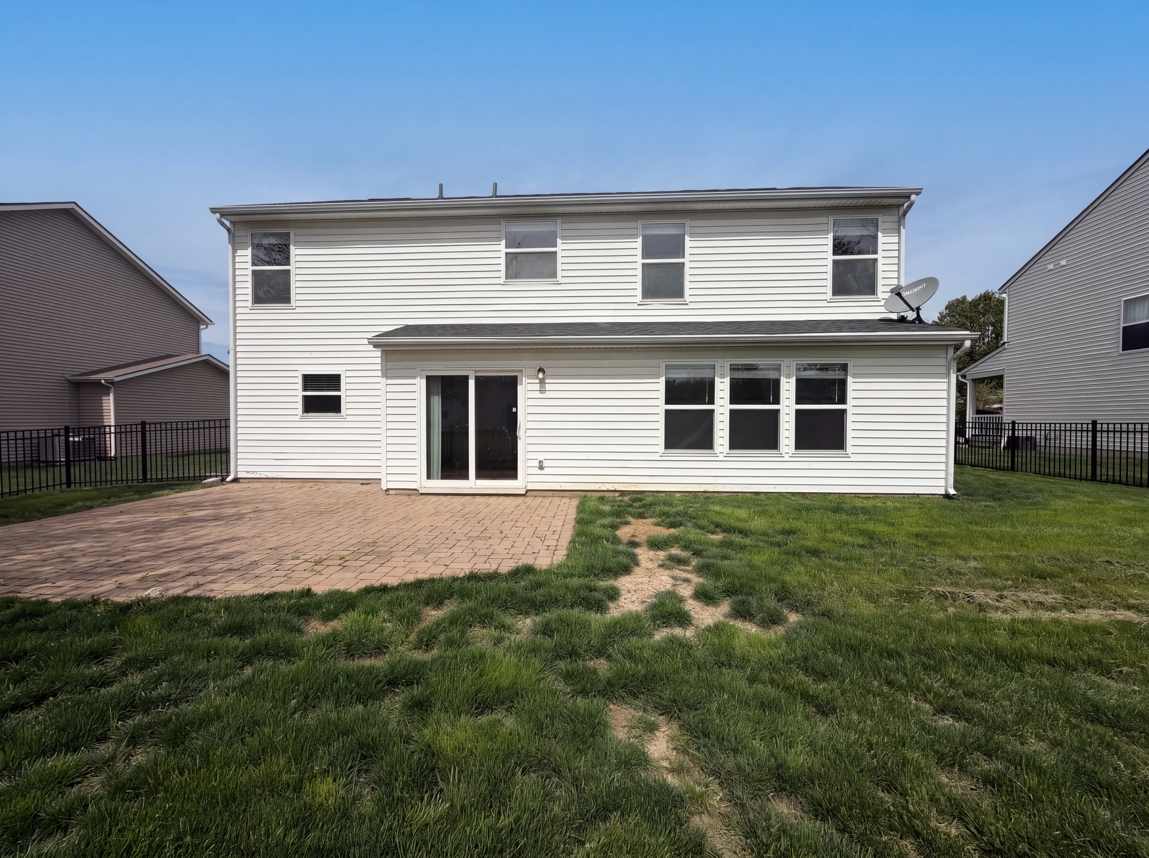 Photo 5 of 27 of 18676 Mill Grove Dr, Noblesville, IN