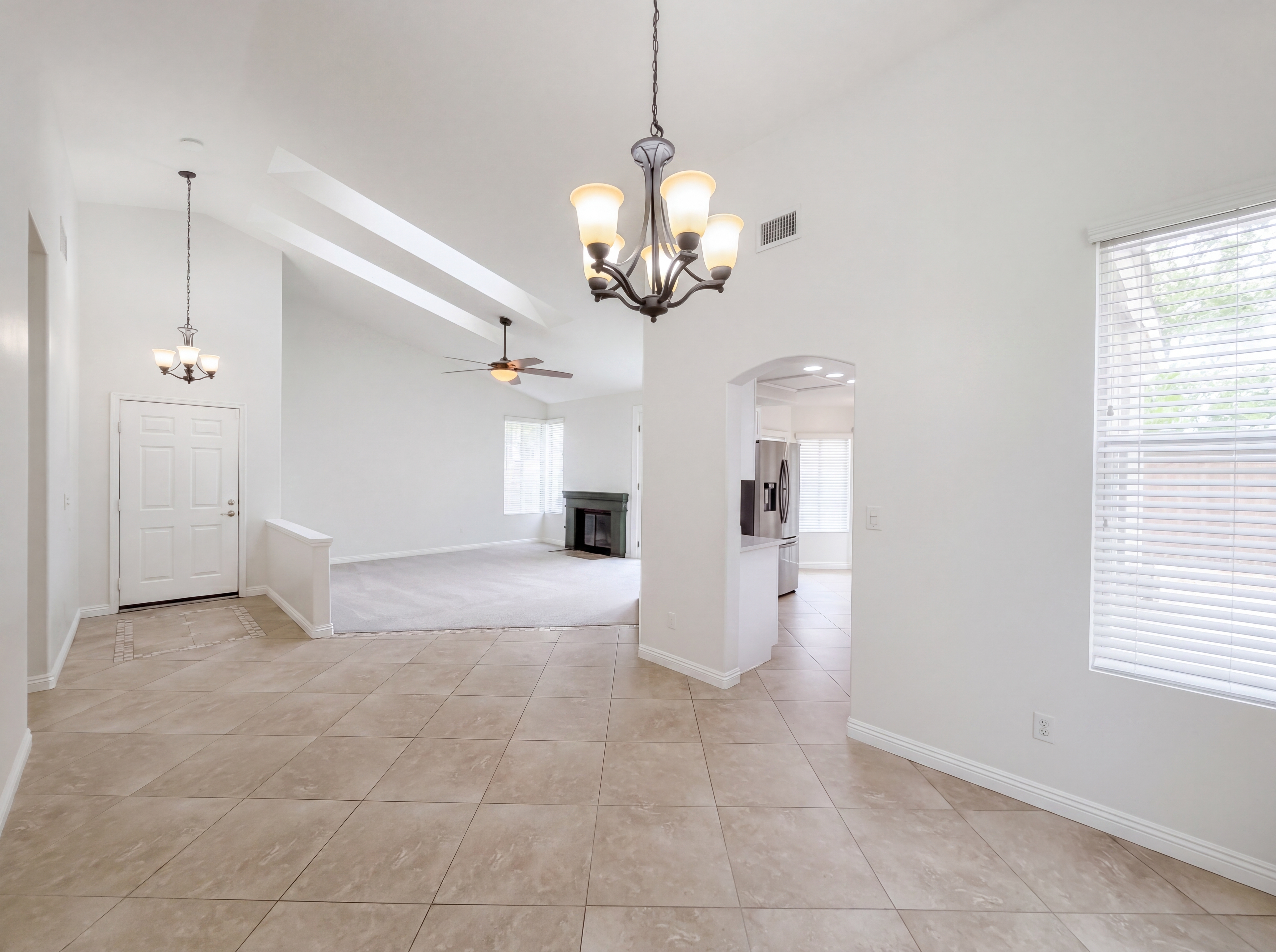 Photo 11 of 21 of 29628 Kingston Ct, Menifee, CA