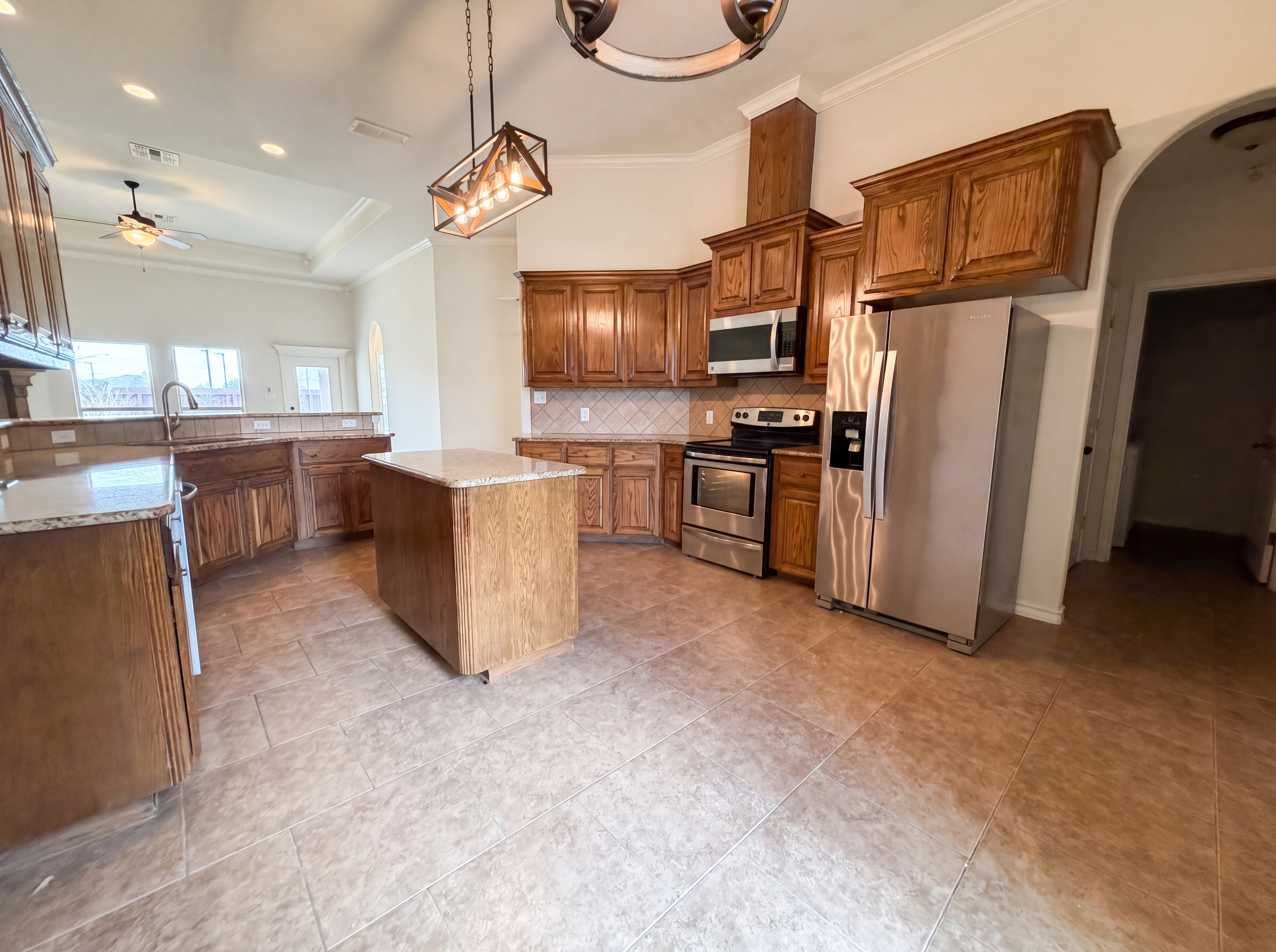 Photo 2 of 20 of 5721 Loire Blvd, Corpus Christi, TX