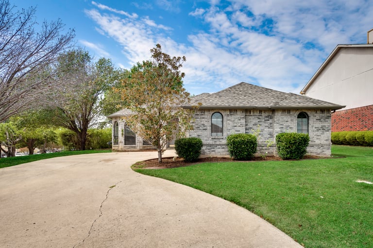 Photo 26 of 27 - 701 Long Hill Ct, McKinney, TX 75071