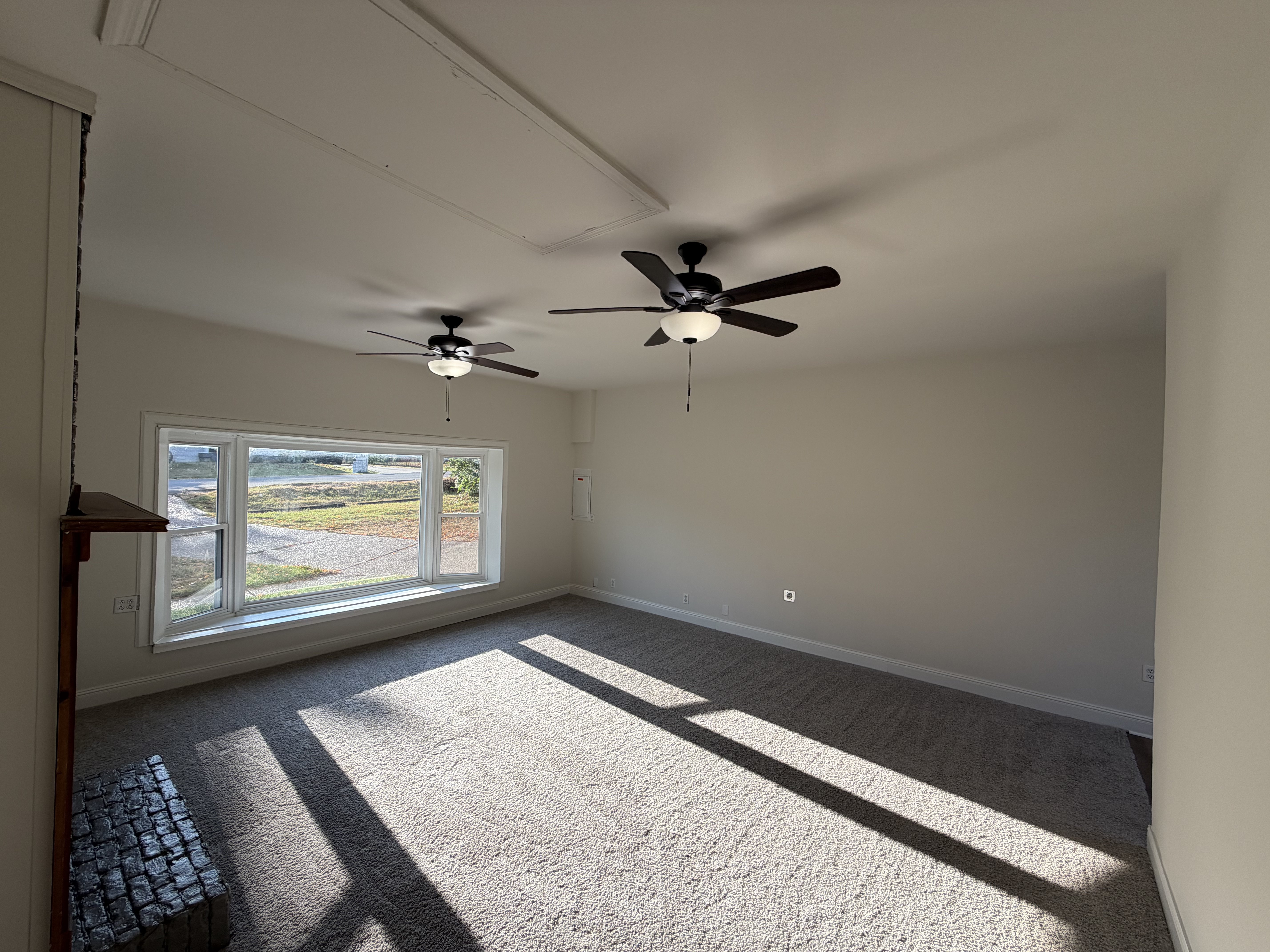 Photo 8 of 22 of 4921 Yorktown Rd, Nashville, TN