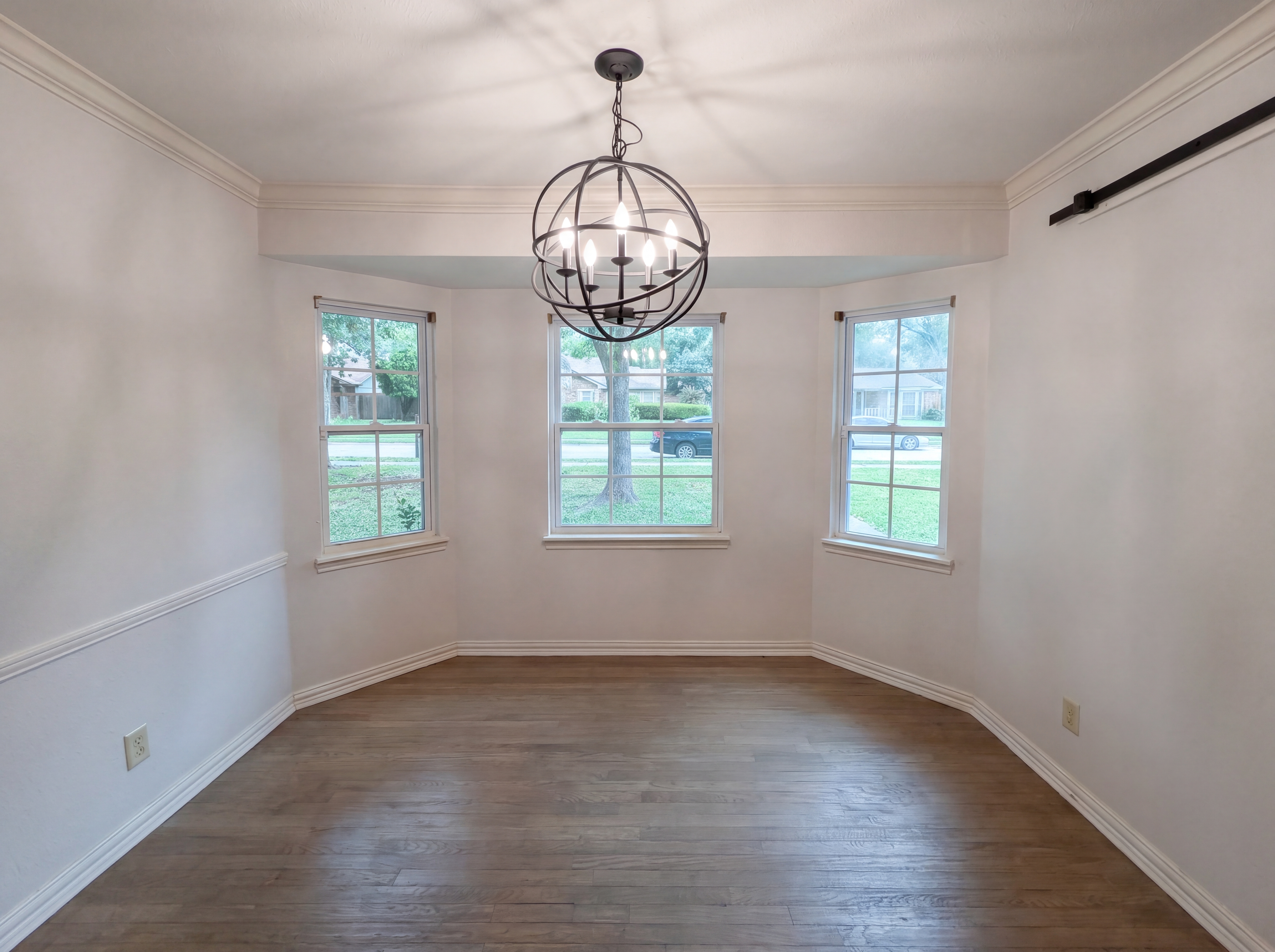 Photo 7 of 21 of 1332 Kesser Dr, Plano, TX