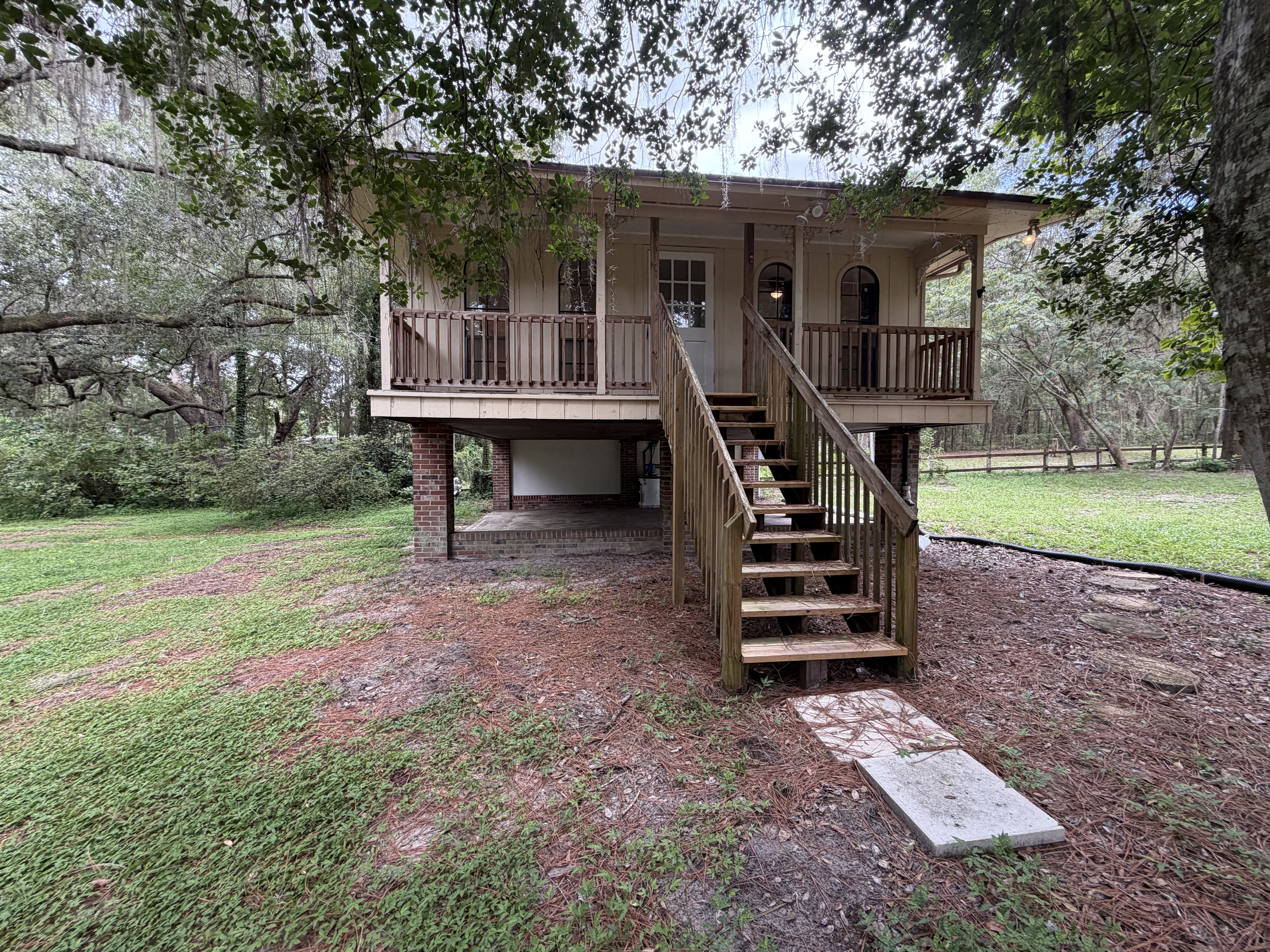 Photo 34 of 43 of 8042 County Line Rd, Melrose, FL