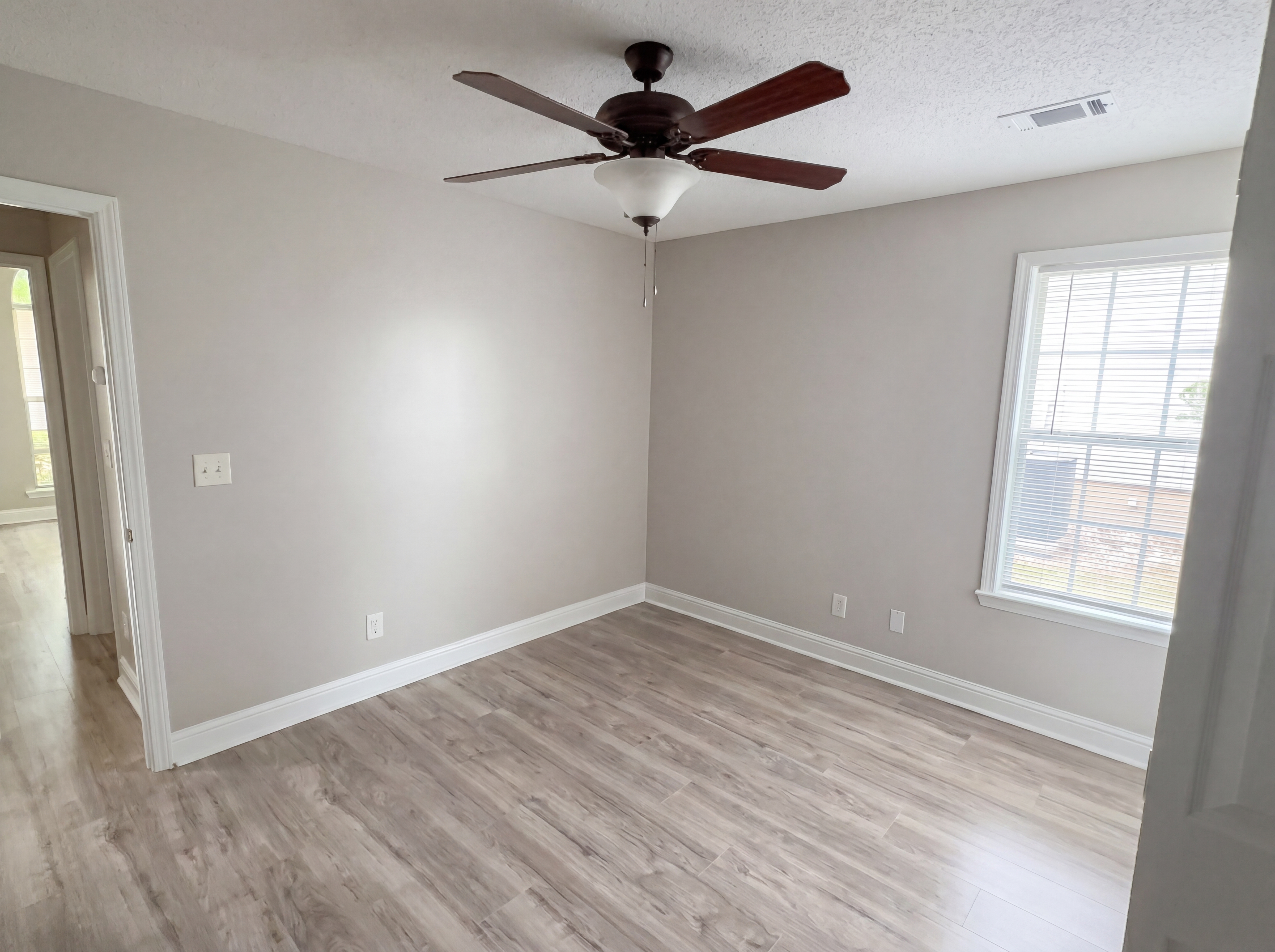 Photo 8 of 15 of 102 Greenspan Way, Byron, GA