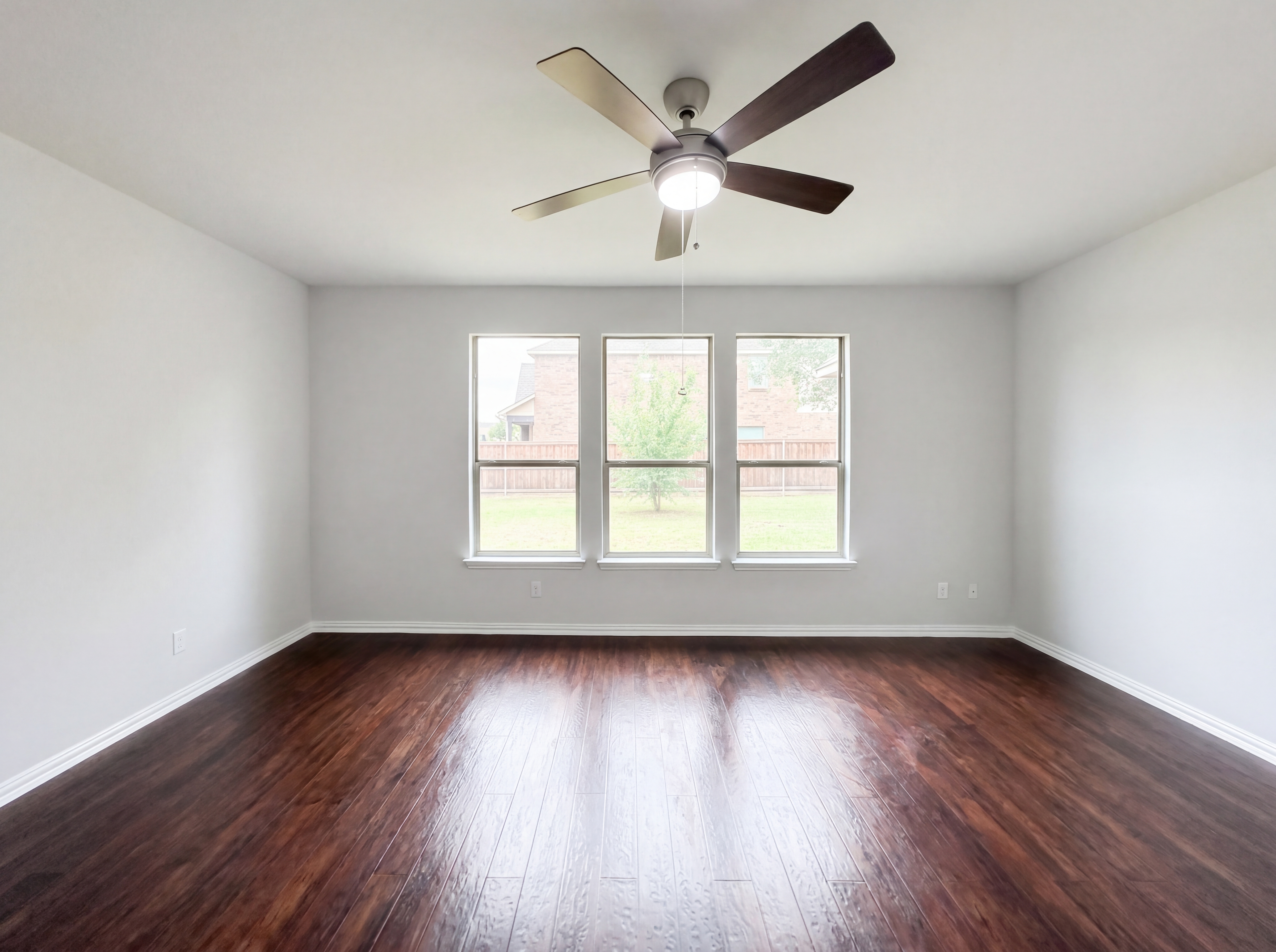 Photo 14 of 18 of 1501 Martin Creek Dr, Little Elm, TX