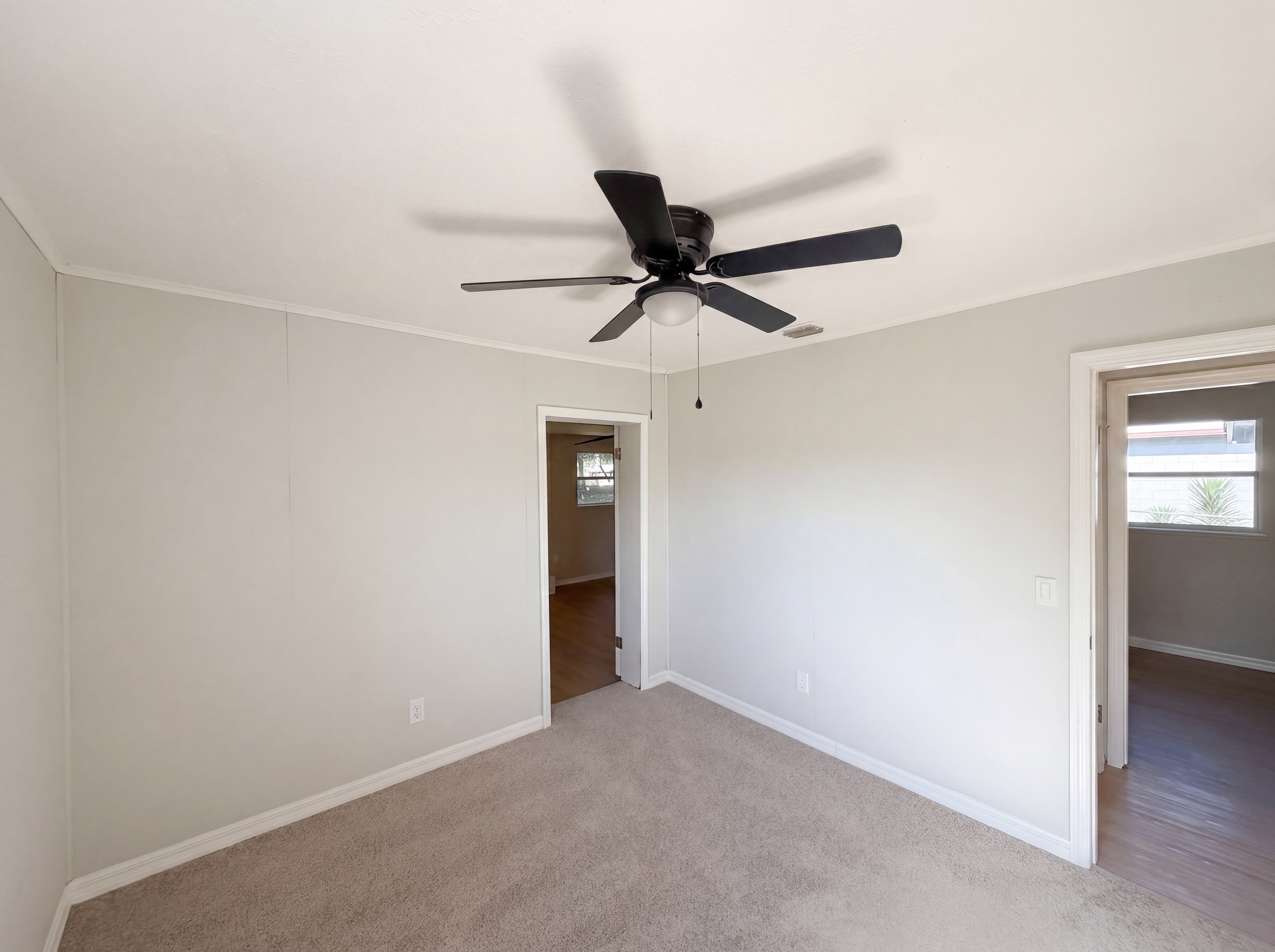 Photo 4 of 18 of 4406 Lenox Blvd, Orlando, FL