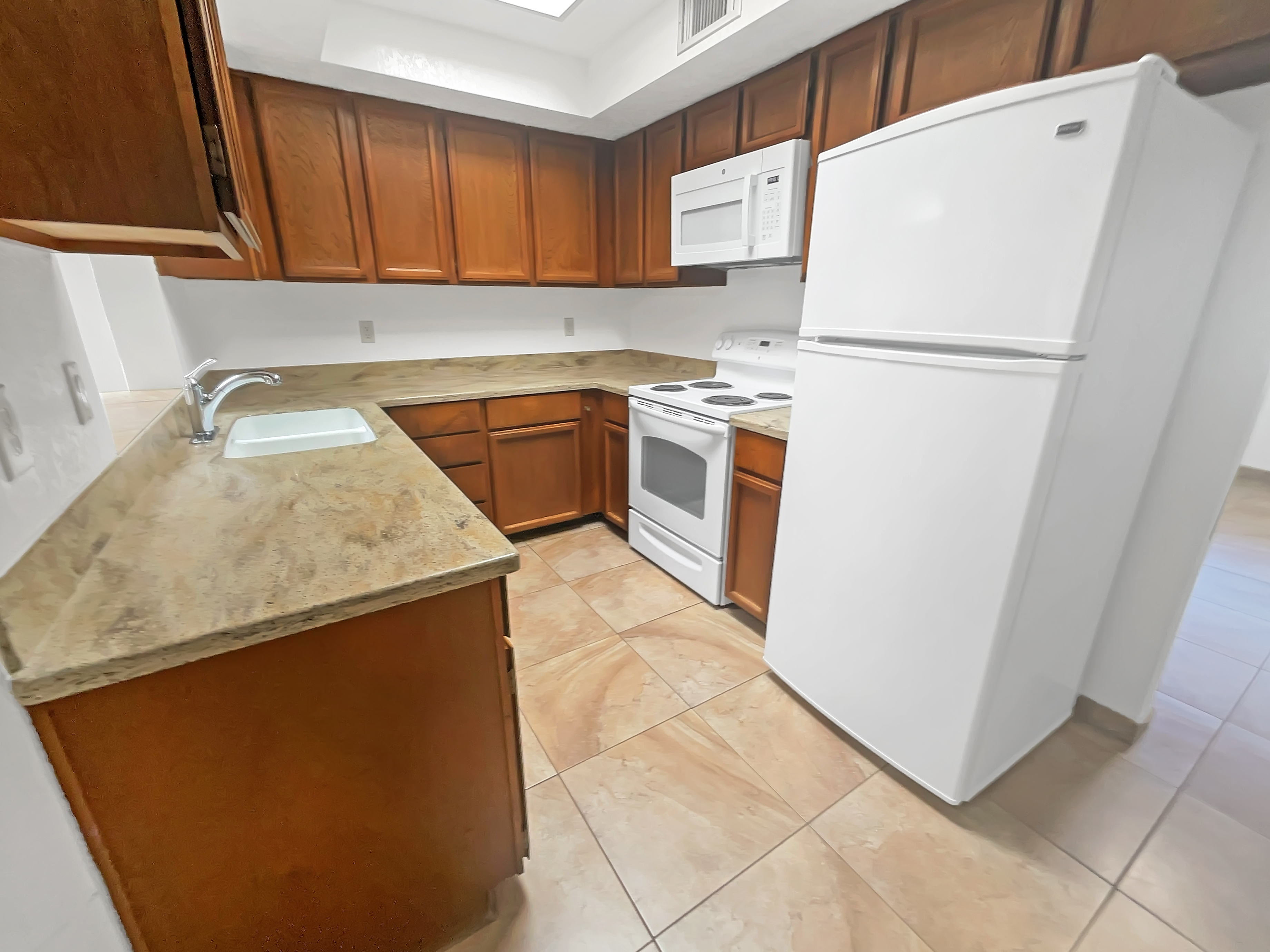 Photo 2 of 20 of 2016 S San Vincent Dr, Green Valley, AZ