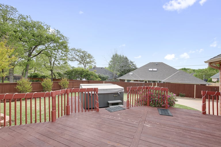 Photo 26 of 26 - 9 Red Oak Ct, Mansfield, TX 76063