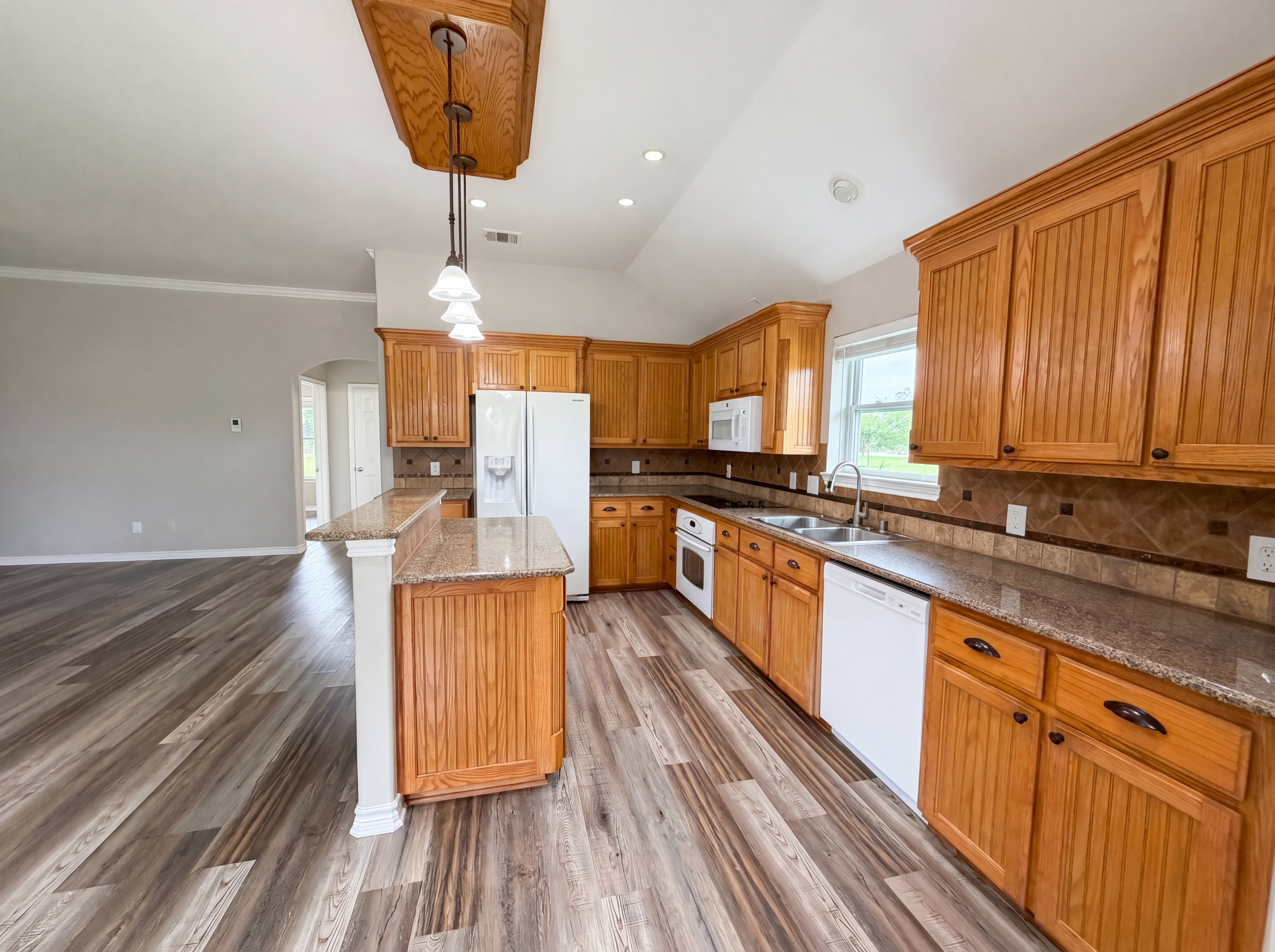 Photo 2 of 17 of 5318 County Road 2708, Caddo Mills, TX