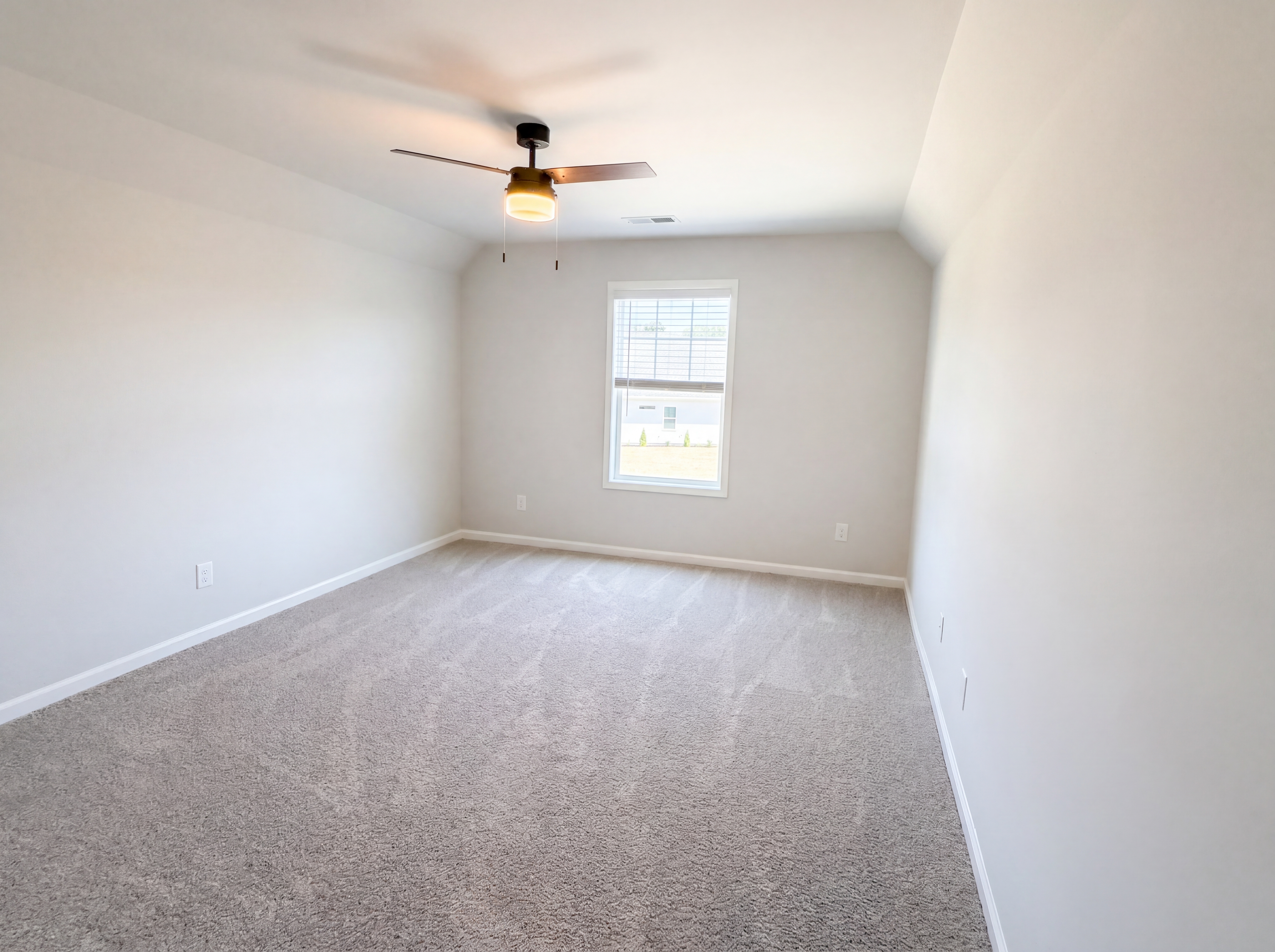 Photo 14 of 28 of 217 Cassingham Ln, Boiling Springs, SC