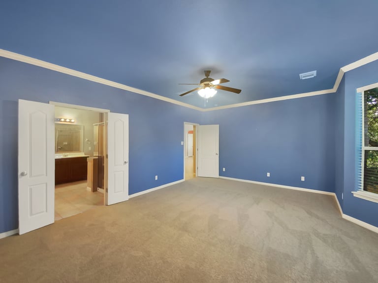 Photo 19 of 35 - 7900 Menler Dr, Austin, TX 78735