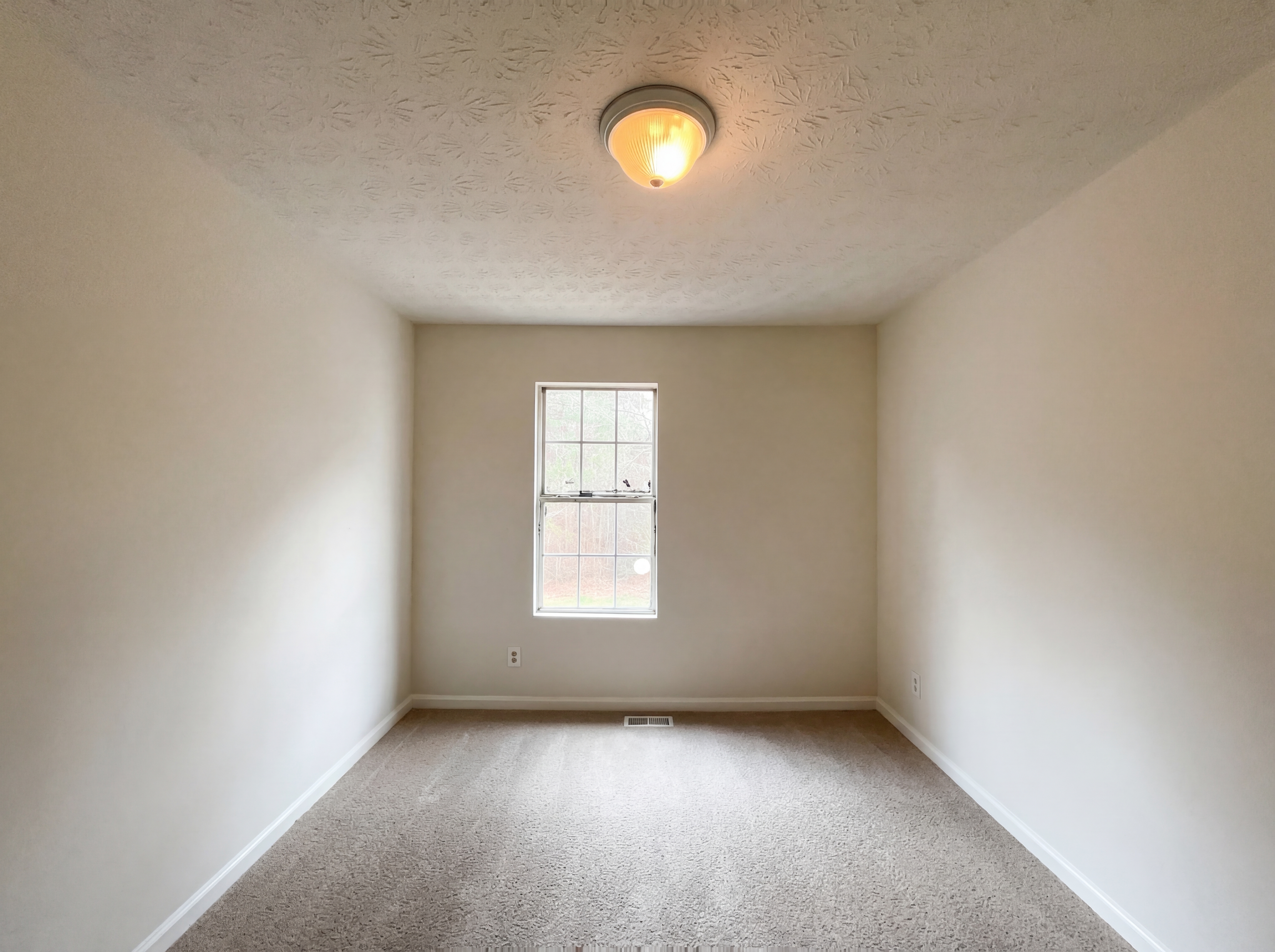 Photo 15 of 18 of 3794 Waldrop Ln, Decatur, GA
