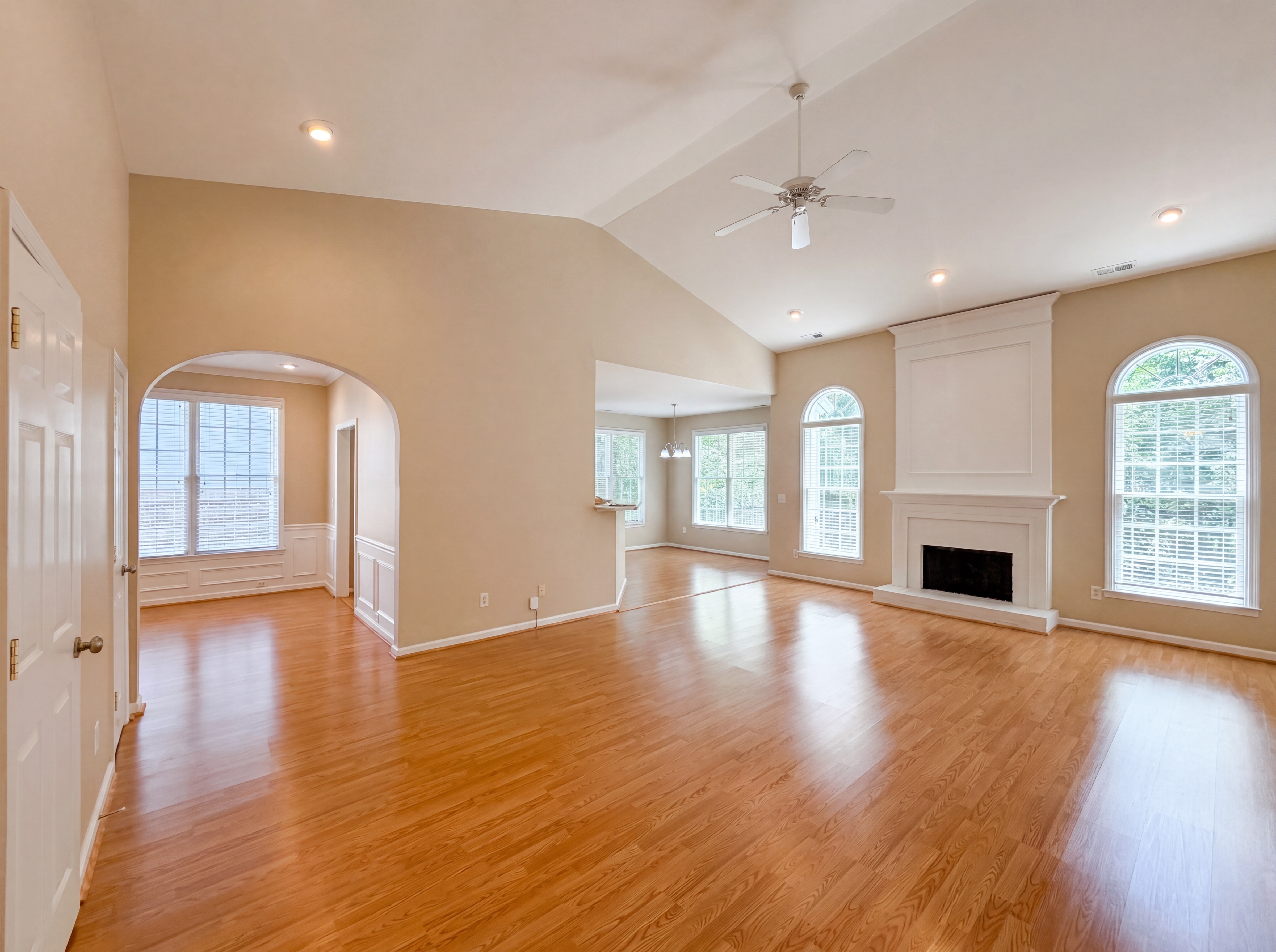 Photo 3 of 18 of 4732 Alderbrook Ln, Durham, NC