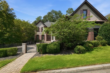 Exterior photo of 245 Steeple Point Dr