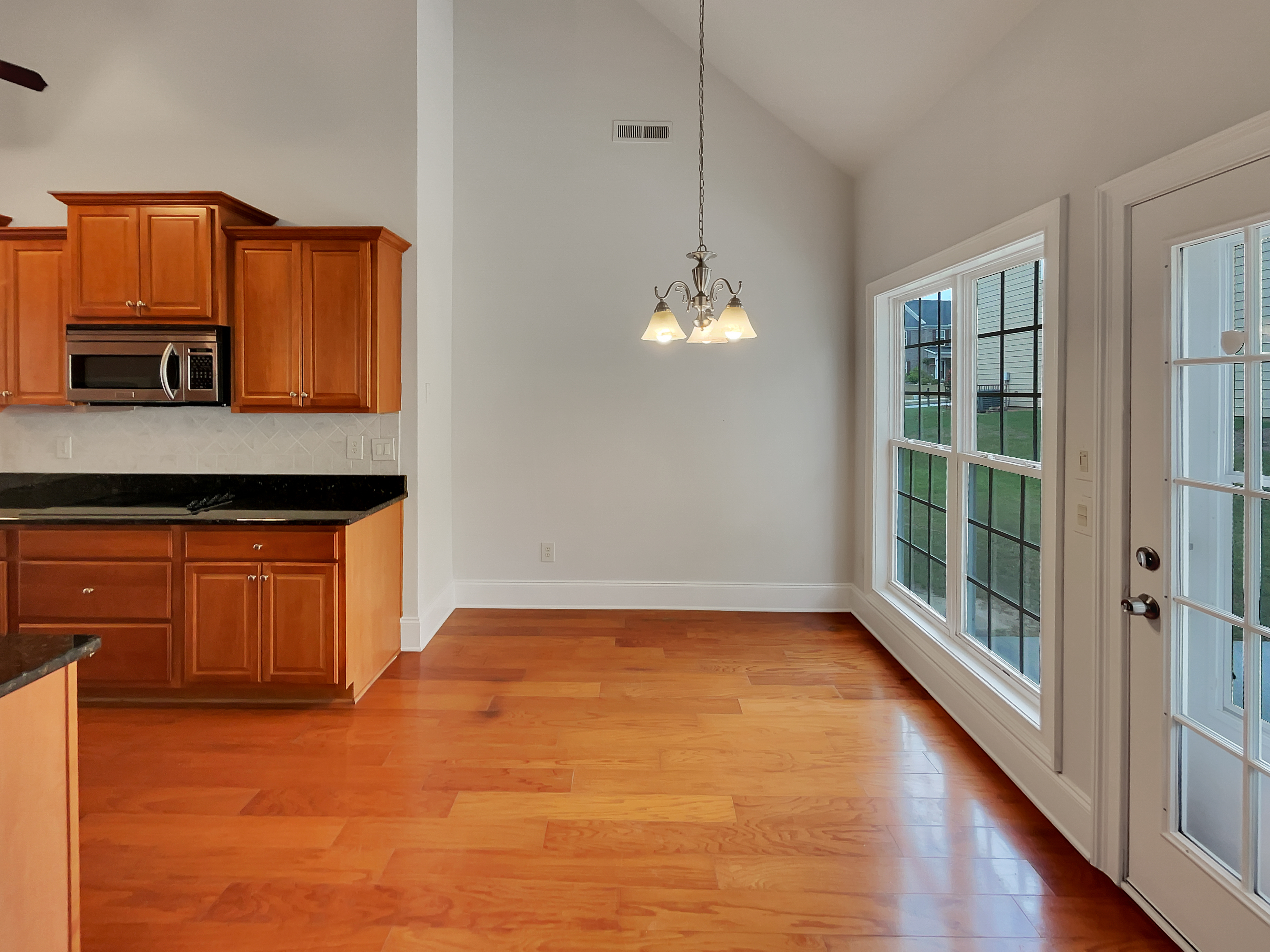 Photo 22 of 34 of 6405 Beaver Creek Trl, Atlanta, GA