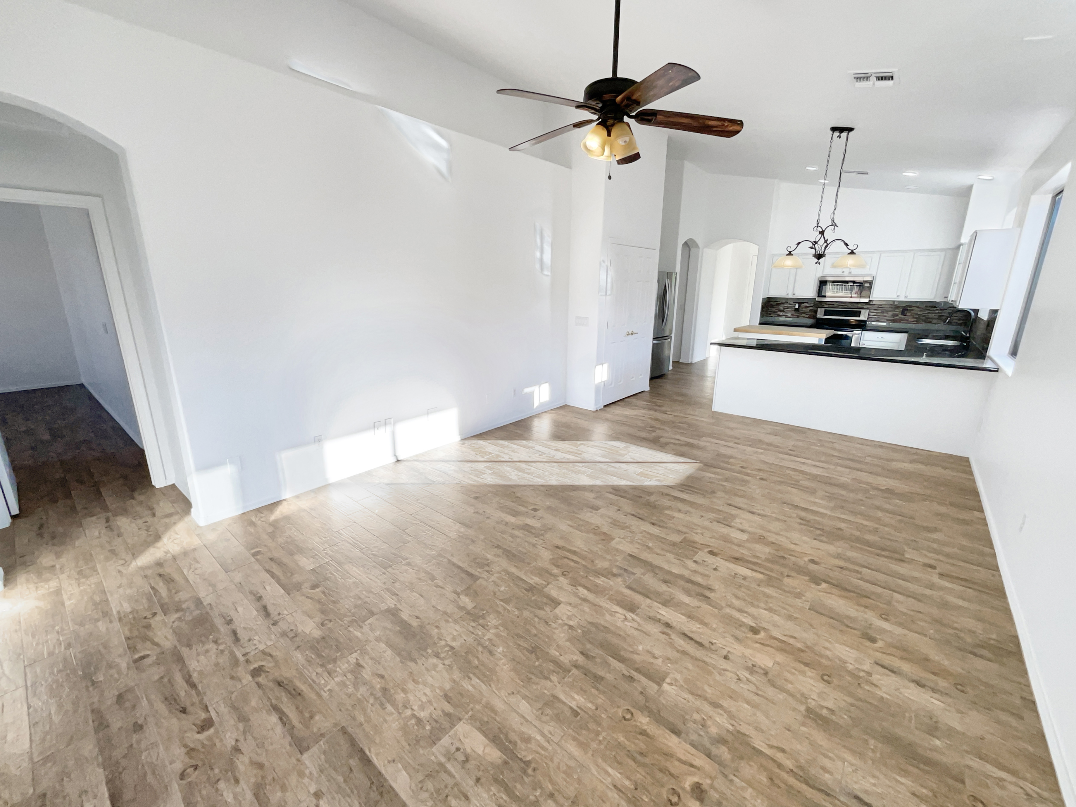 Photo 20 of 27 of 18184 W Desert Blossom Dr, Goodyear, AZ