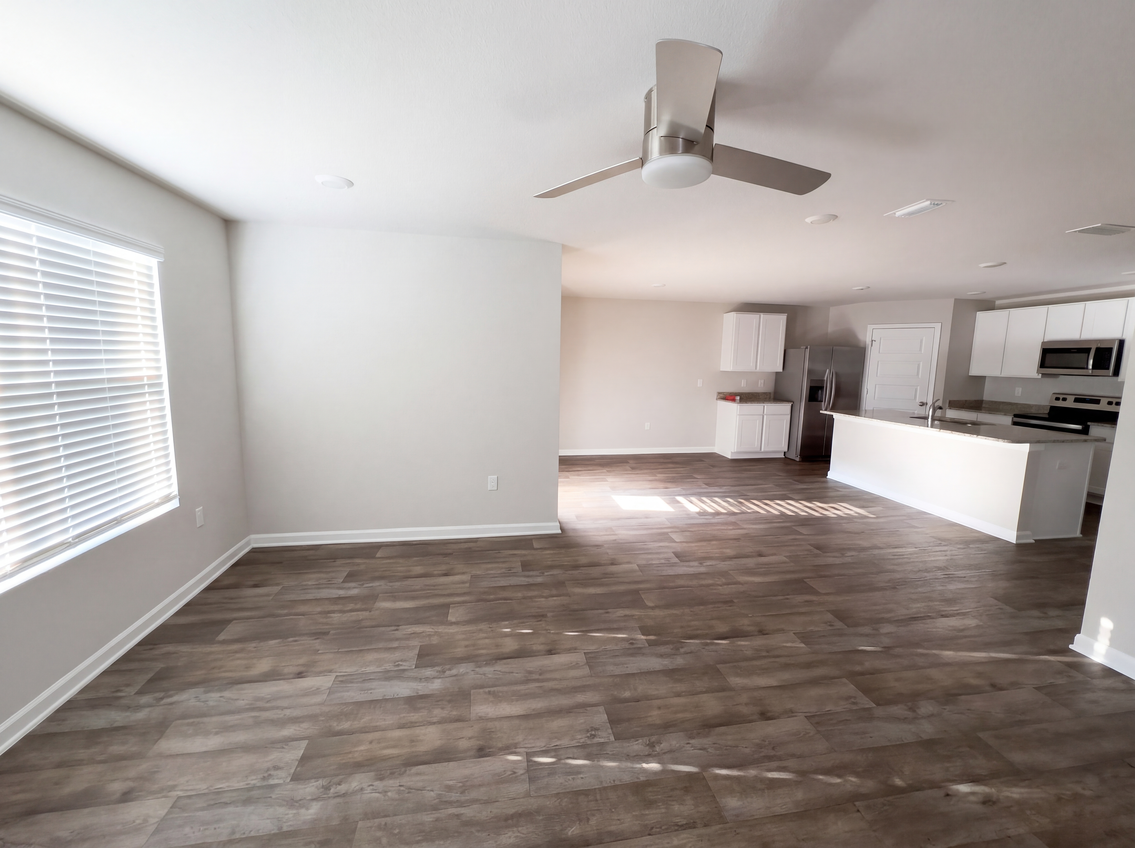 Photo 9 of 15 of 7453 Brompton Dr, Foley, AL