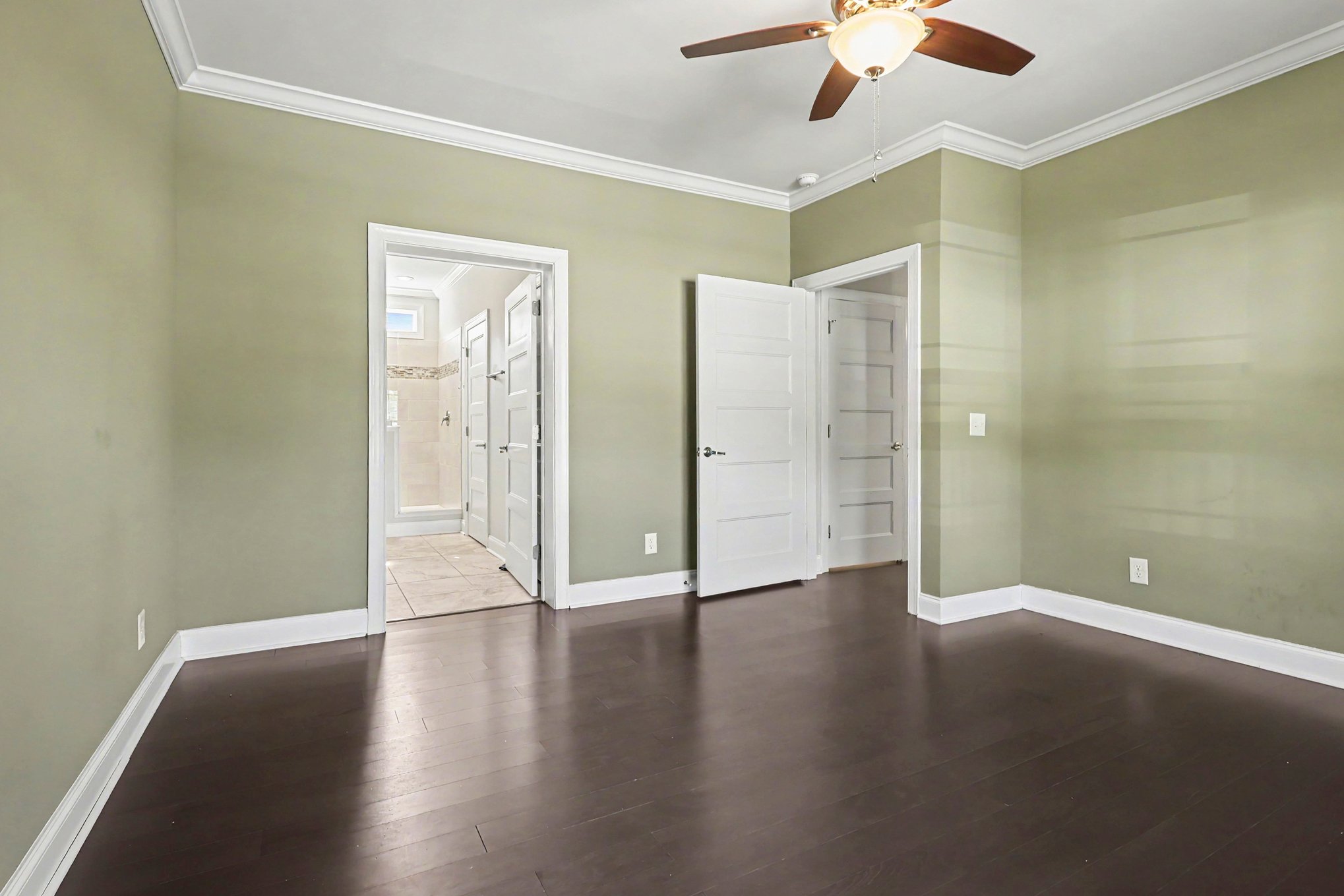 Photo 4 of 21 of 168 Triple Fairways Dr, Hendersonville, NC