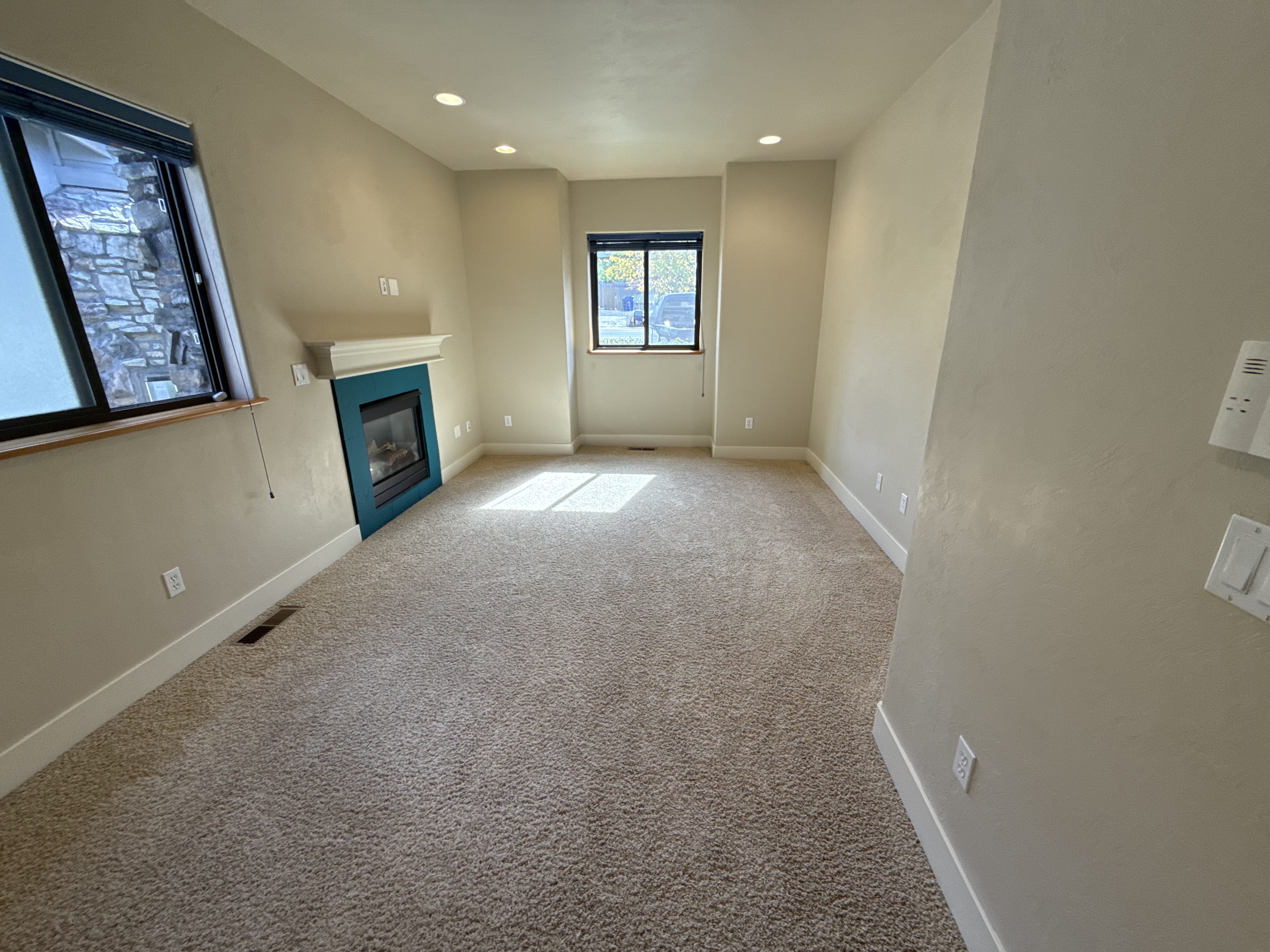 Photo 4 of 26 of 1125 W 28th Ave, Eugene, OR