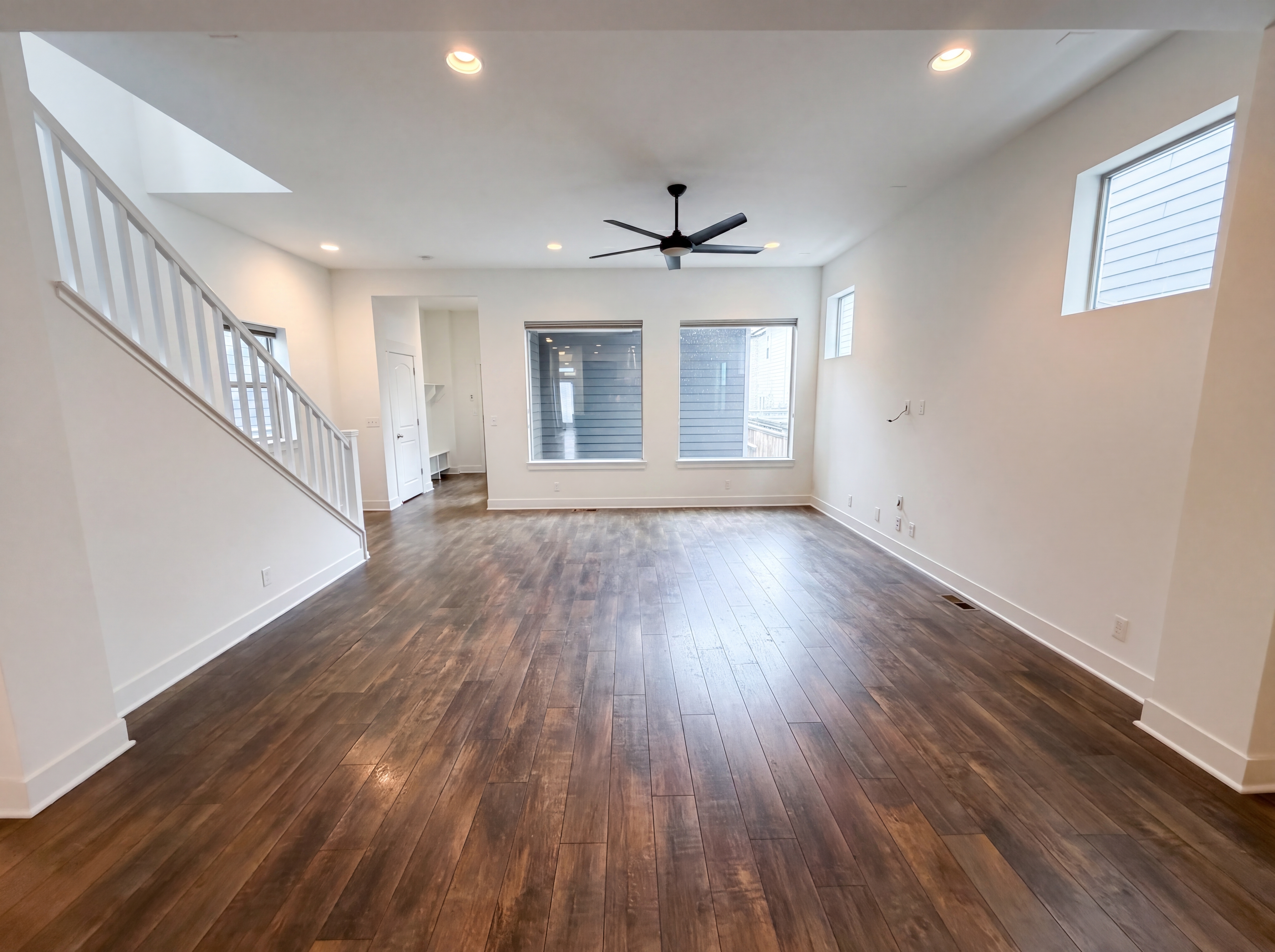Photo 8 of 33 of 11466 E 27th Ave, Denver, CO