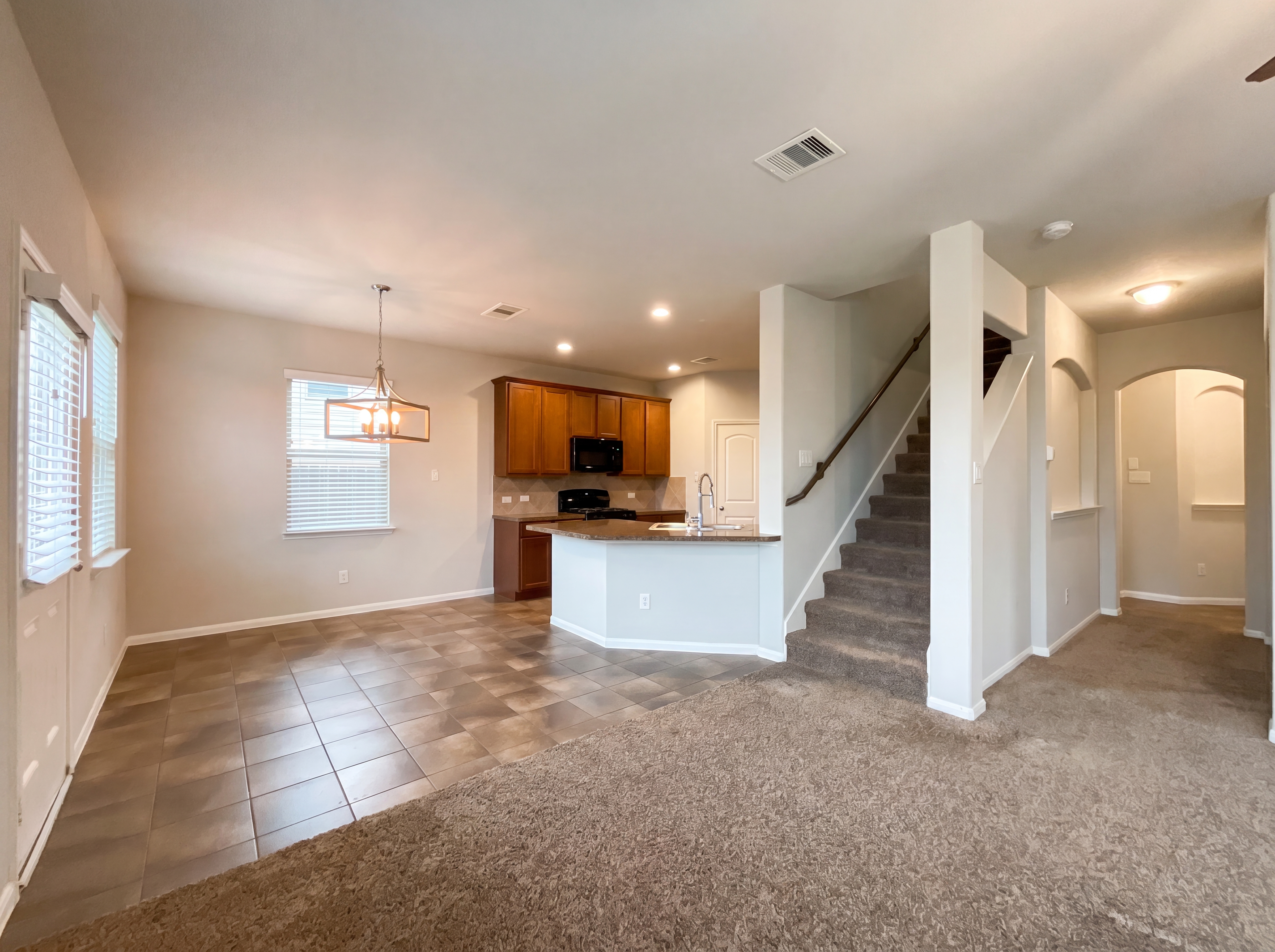 Photo 7 of 20 of 10310 Lake Huron Dr, Humble, TX
