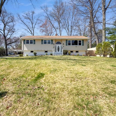 Property photo 1 of 2622 Cleveland Ave