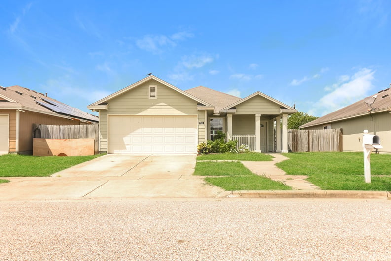 Property photo 1 of 7508 Star Harbor Dr