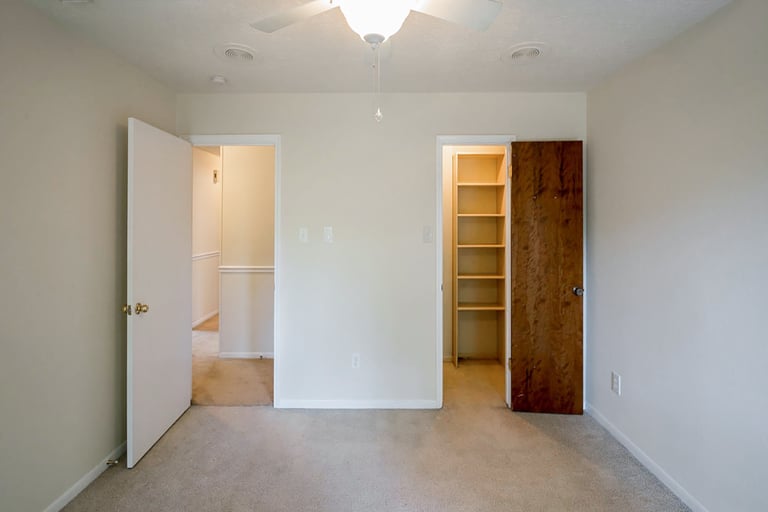 Photo 28 of 35 - 15014 Penn Hills Ln, Houston, TX 77062