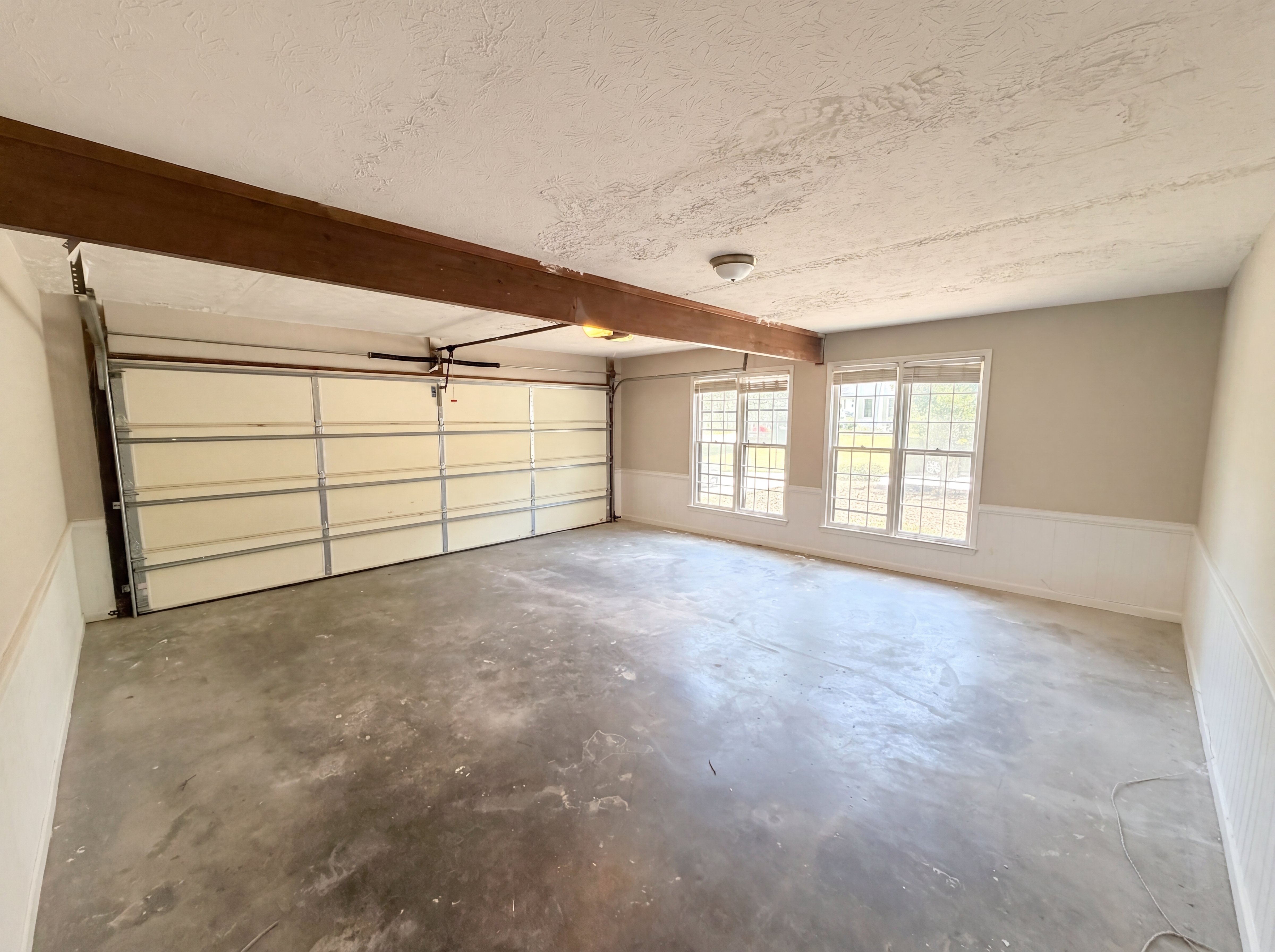 Photo 35 of 46 of 2360 Kimbrough Ct, Atlanta, GA