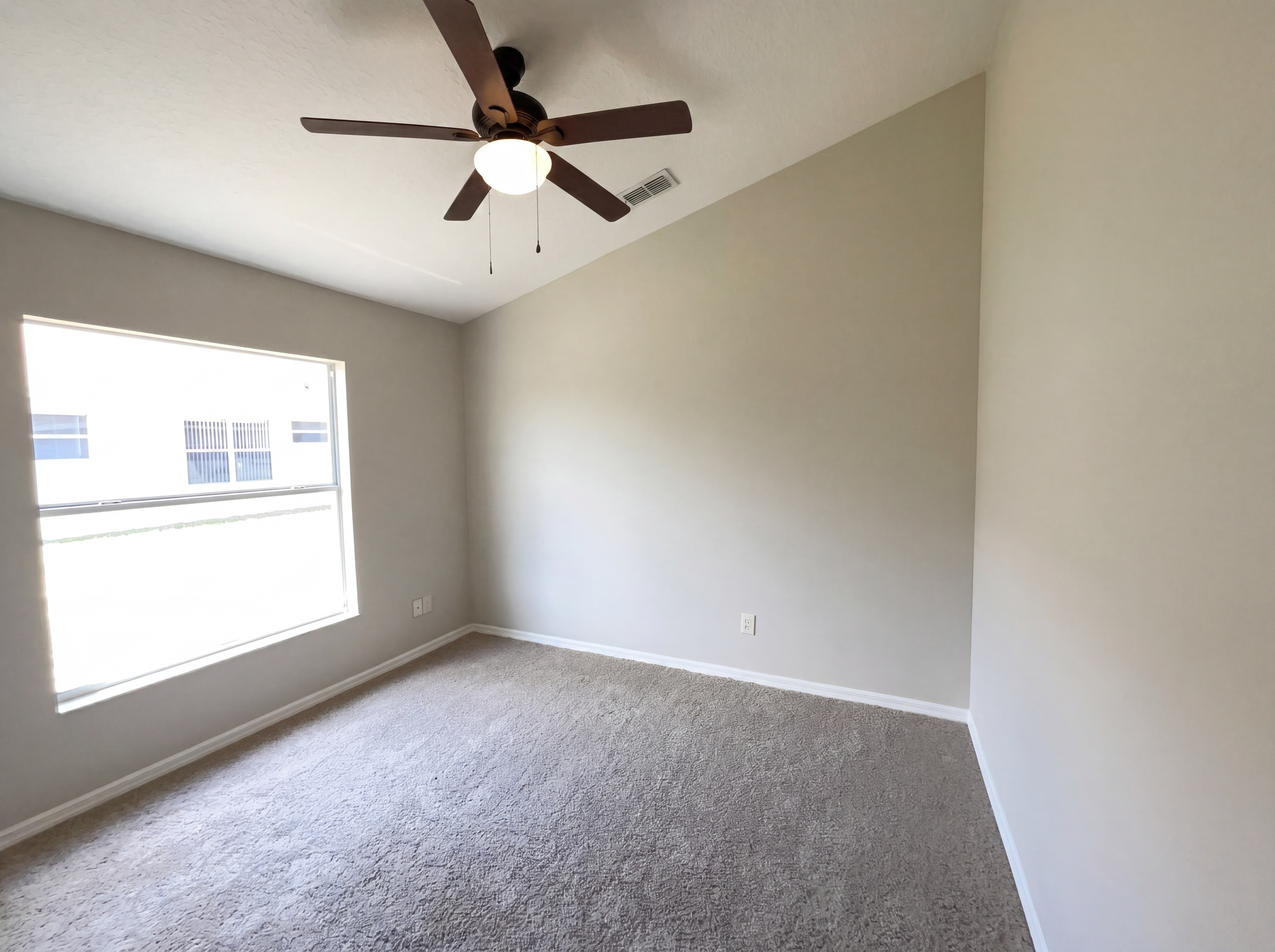 Photo 16 of 34 of 3028 Samosa Hill Cir, Clermont, FL