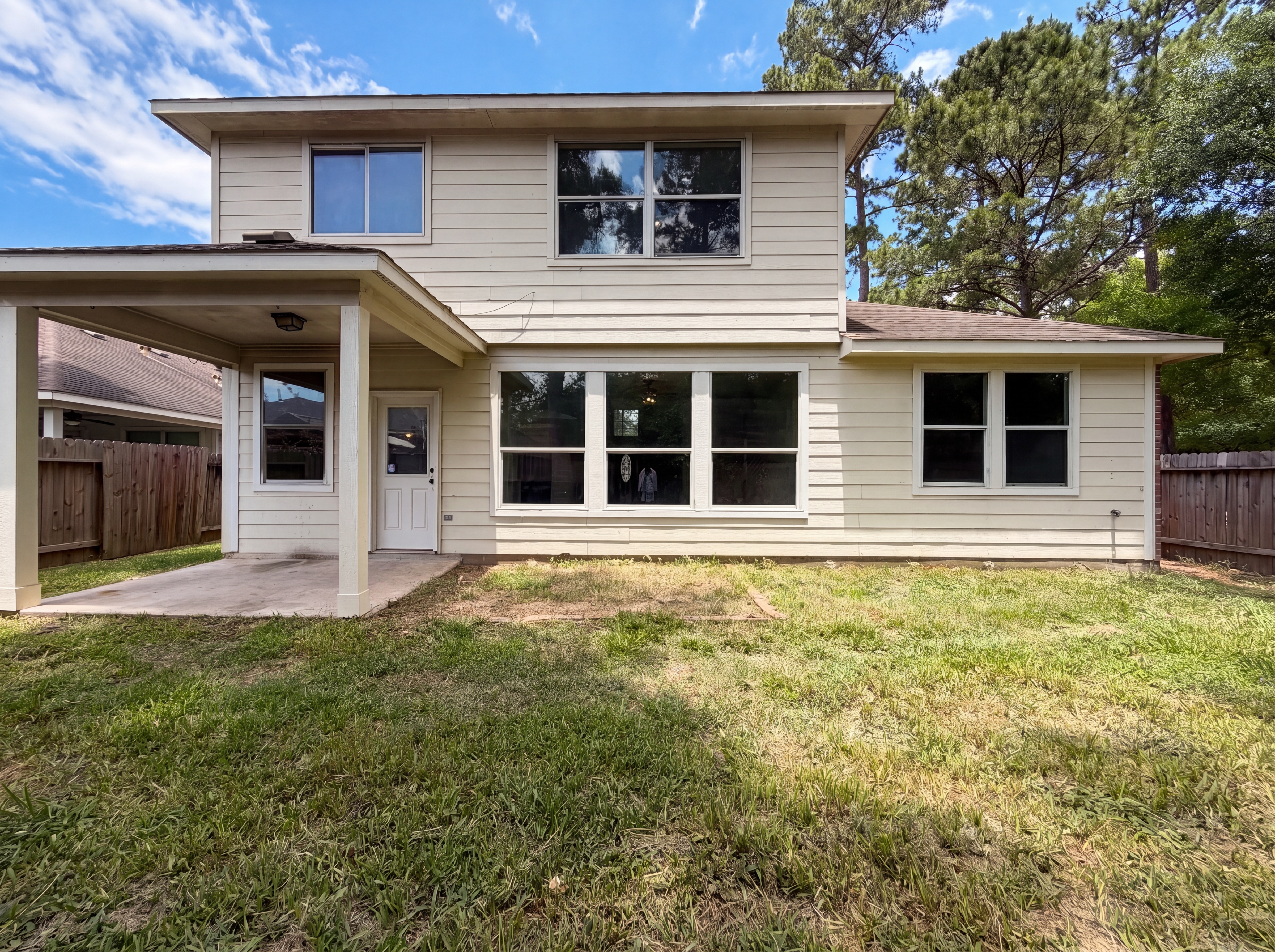 Photo 5 of 23 of 16107 Horseshoe Hill Ct, Cypress, TX