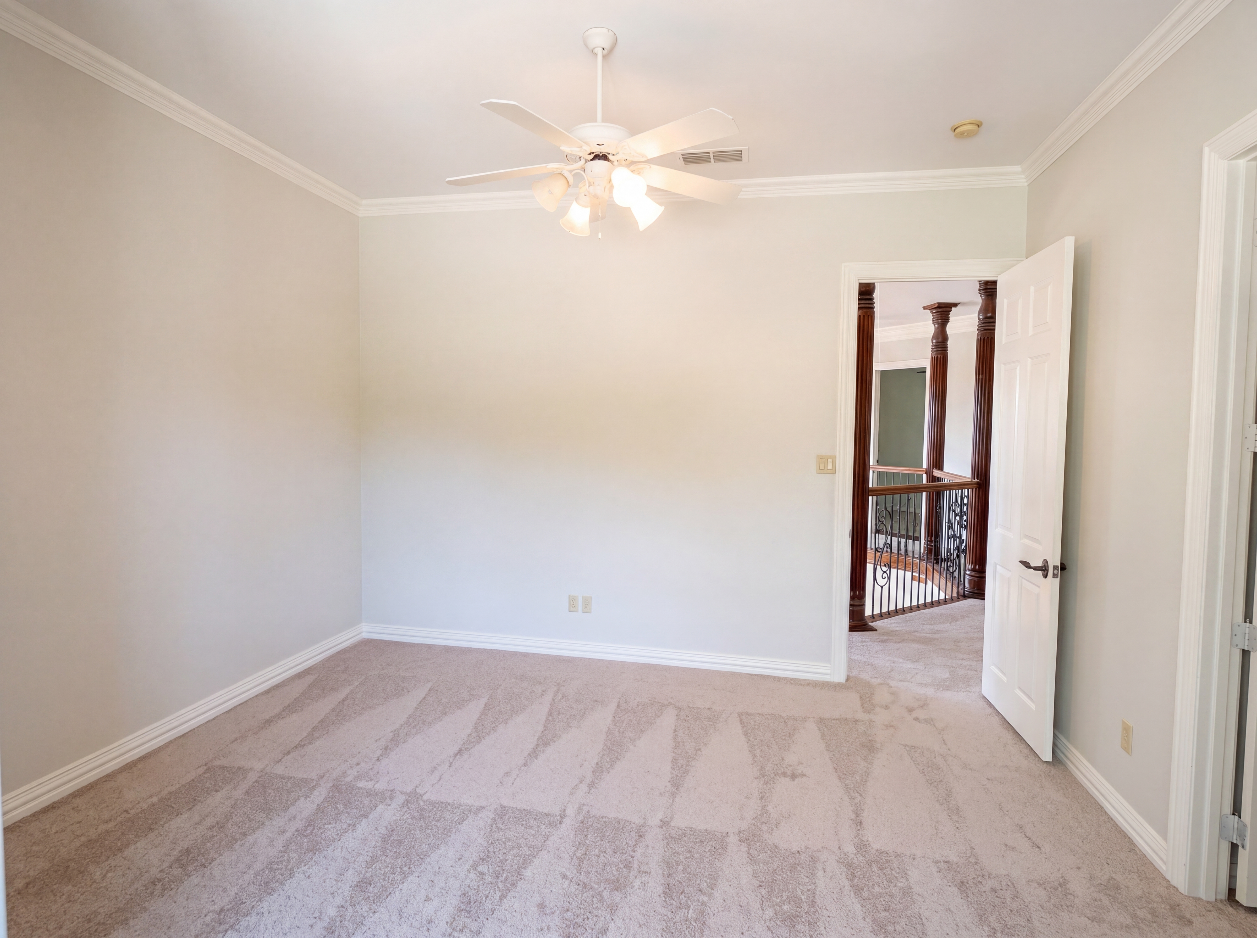 Photo 20 of 38 of 4201 Bluff View Dr, Granbury, TX