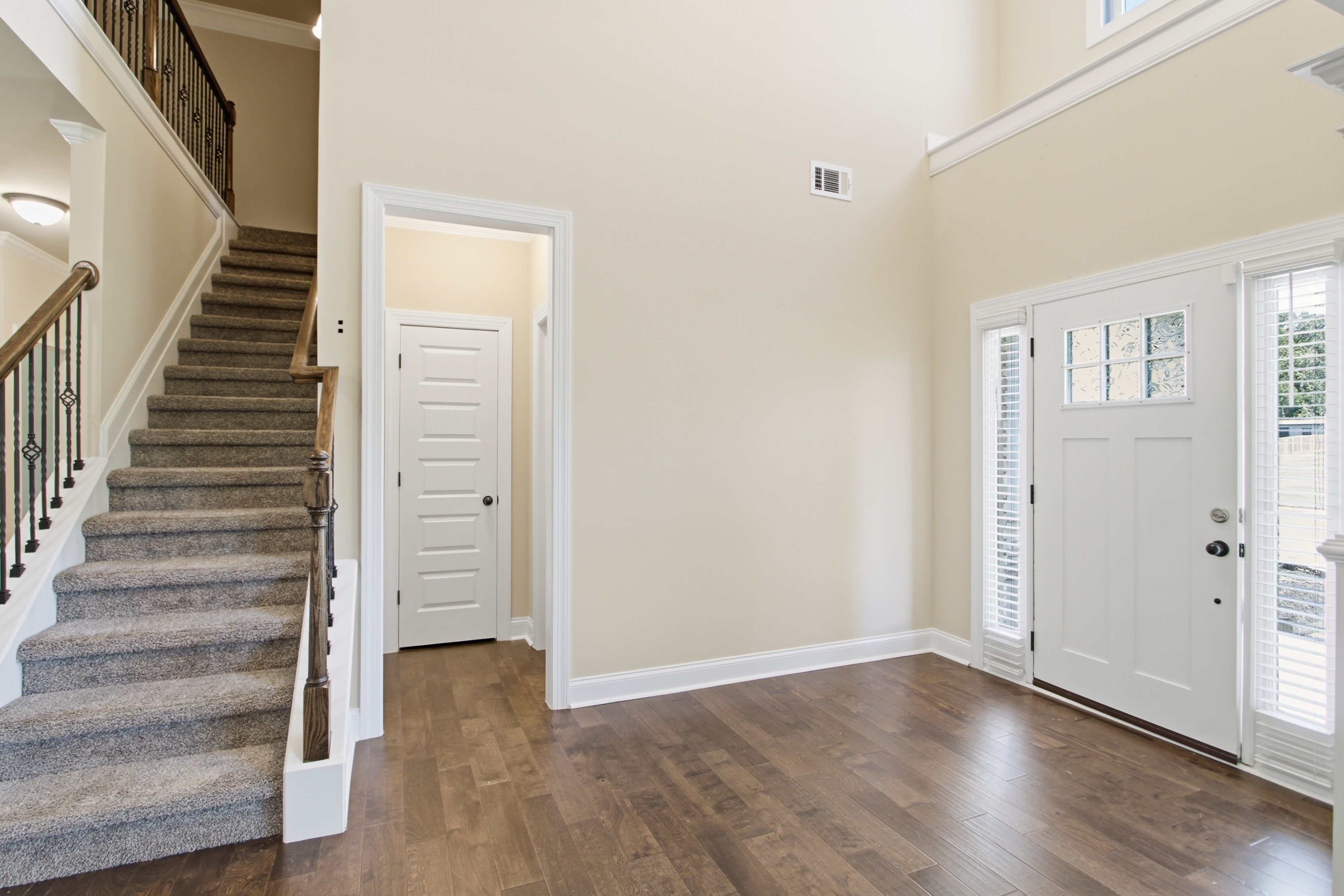 Photo 9 of 42 of 30 Timber Dr, Forsyth, GA