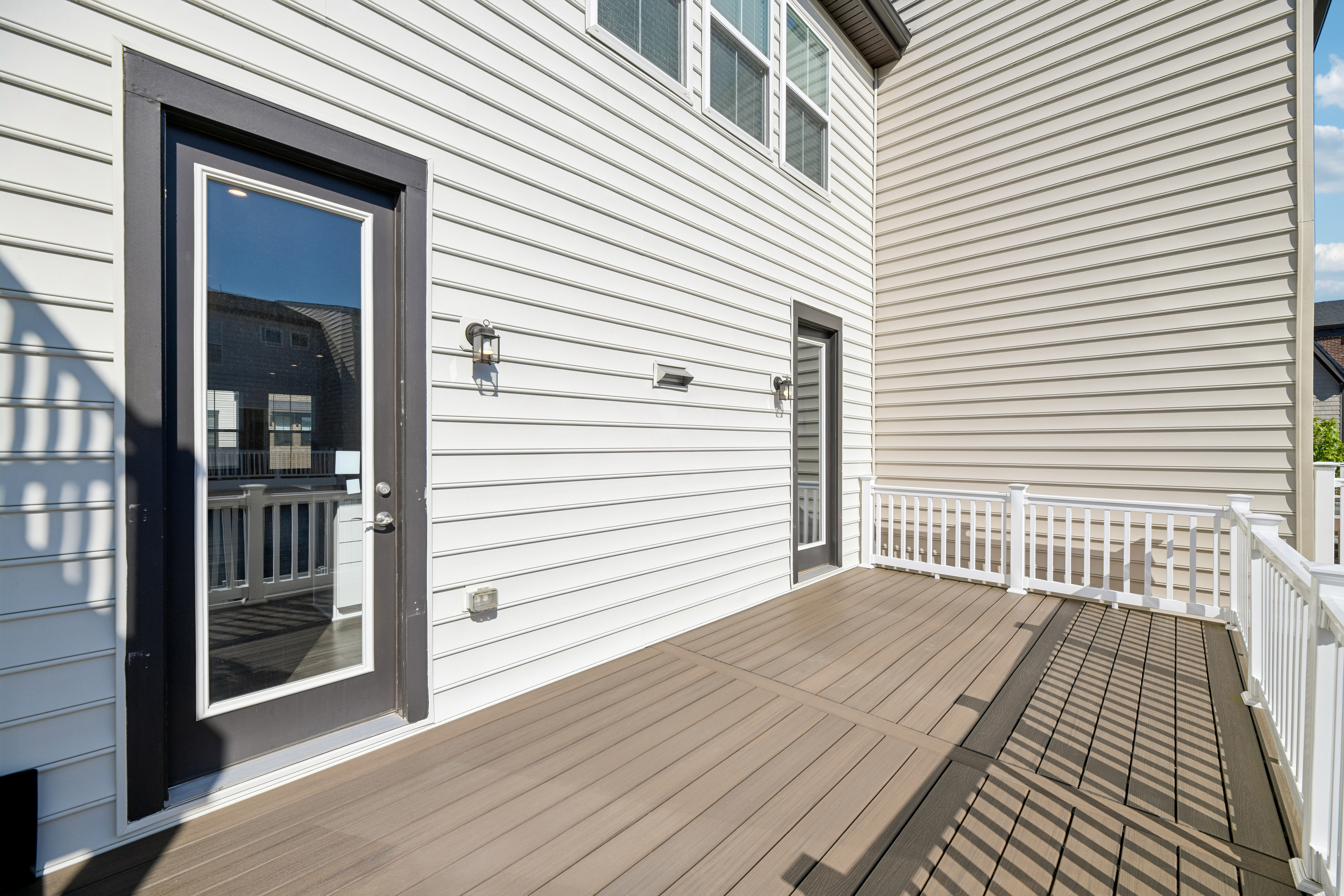 Photo 14 of 60 of 8124 Bock Farm Pl, Alexandria, VA