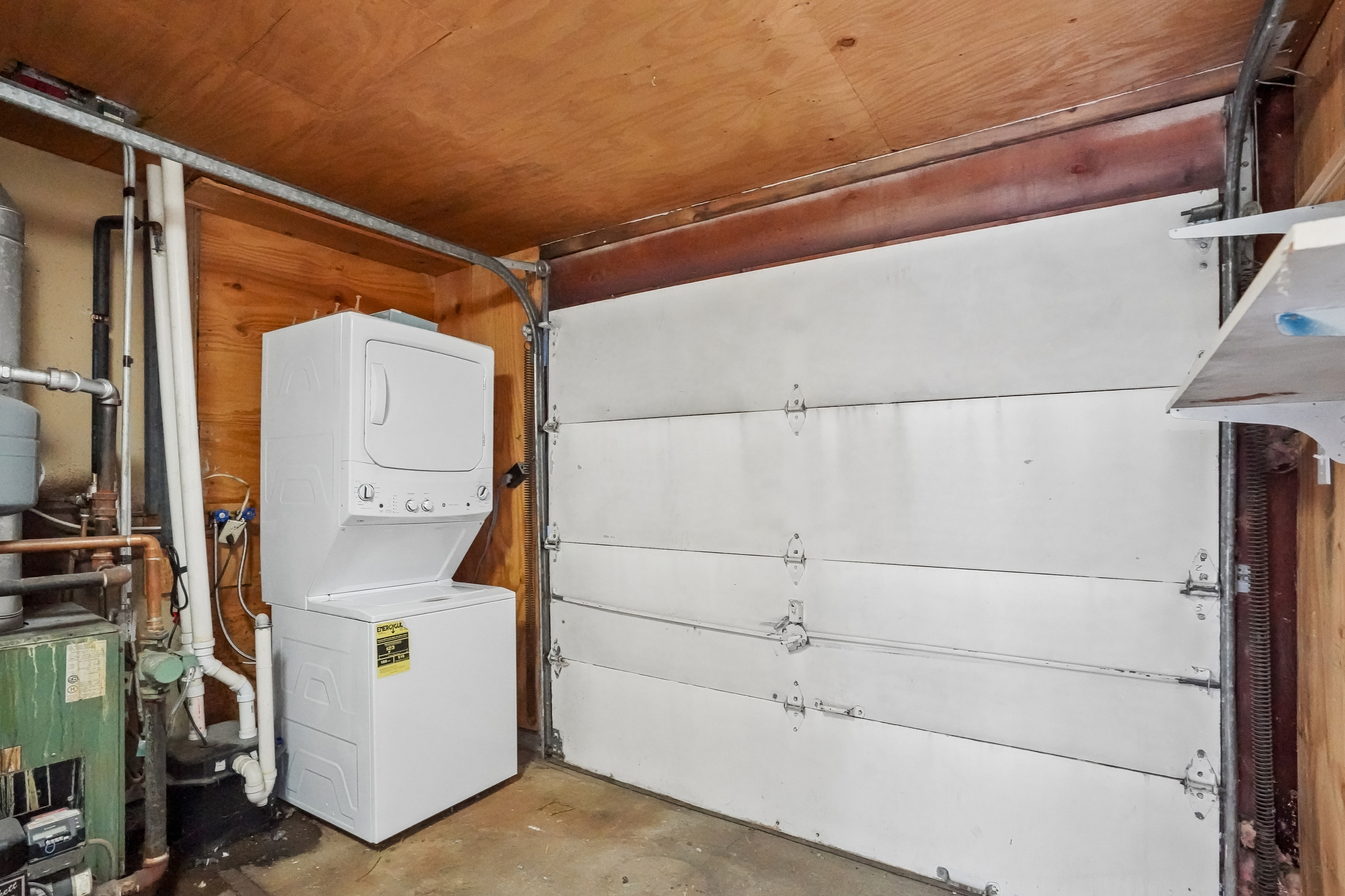 Photo 21 of 27 of 237 Hovenden Ave, Brockton, MA