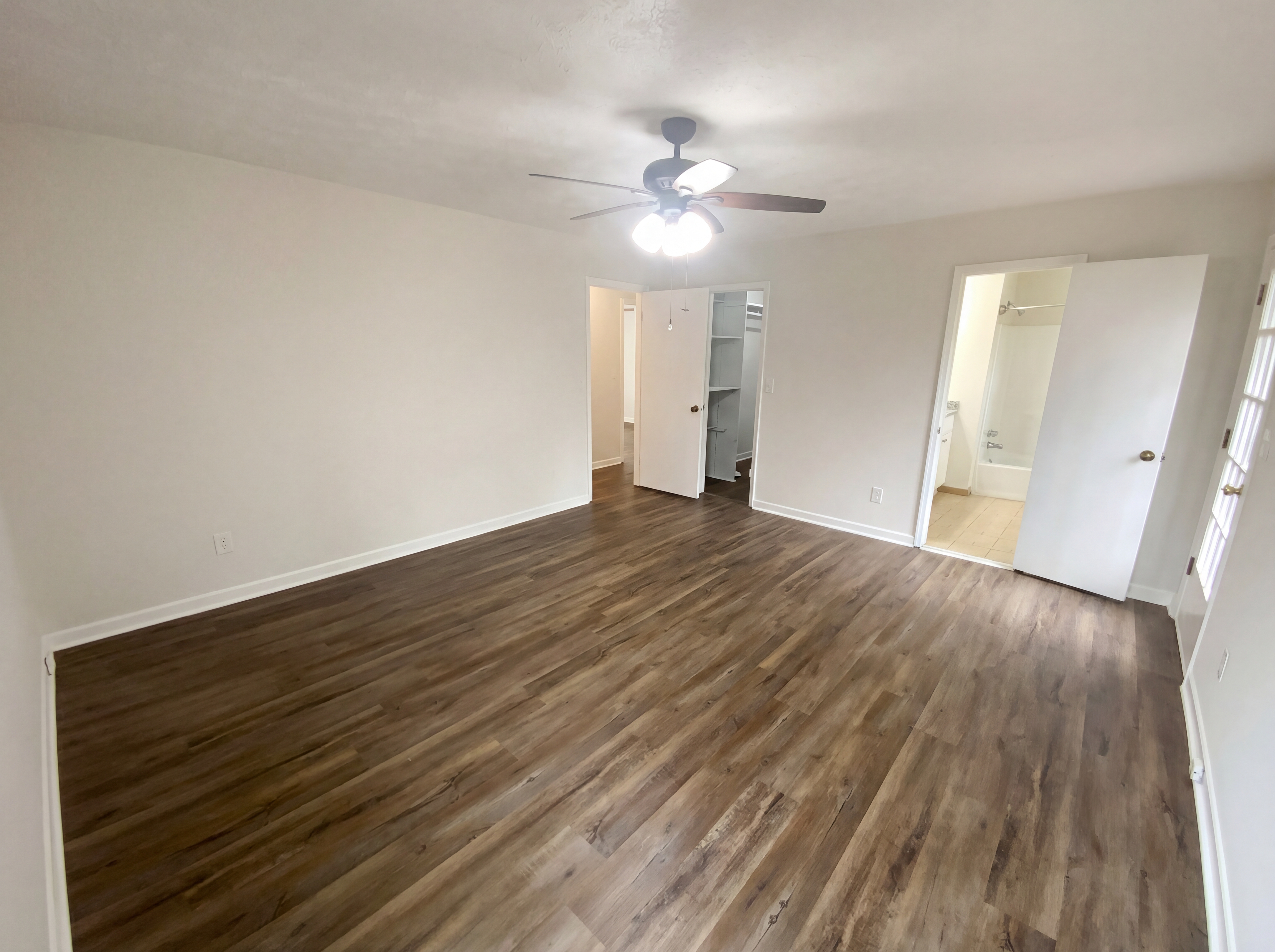 Photo 4 of 24 of 129 Bramble Oak Dr, Woodstock, GA