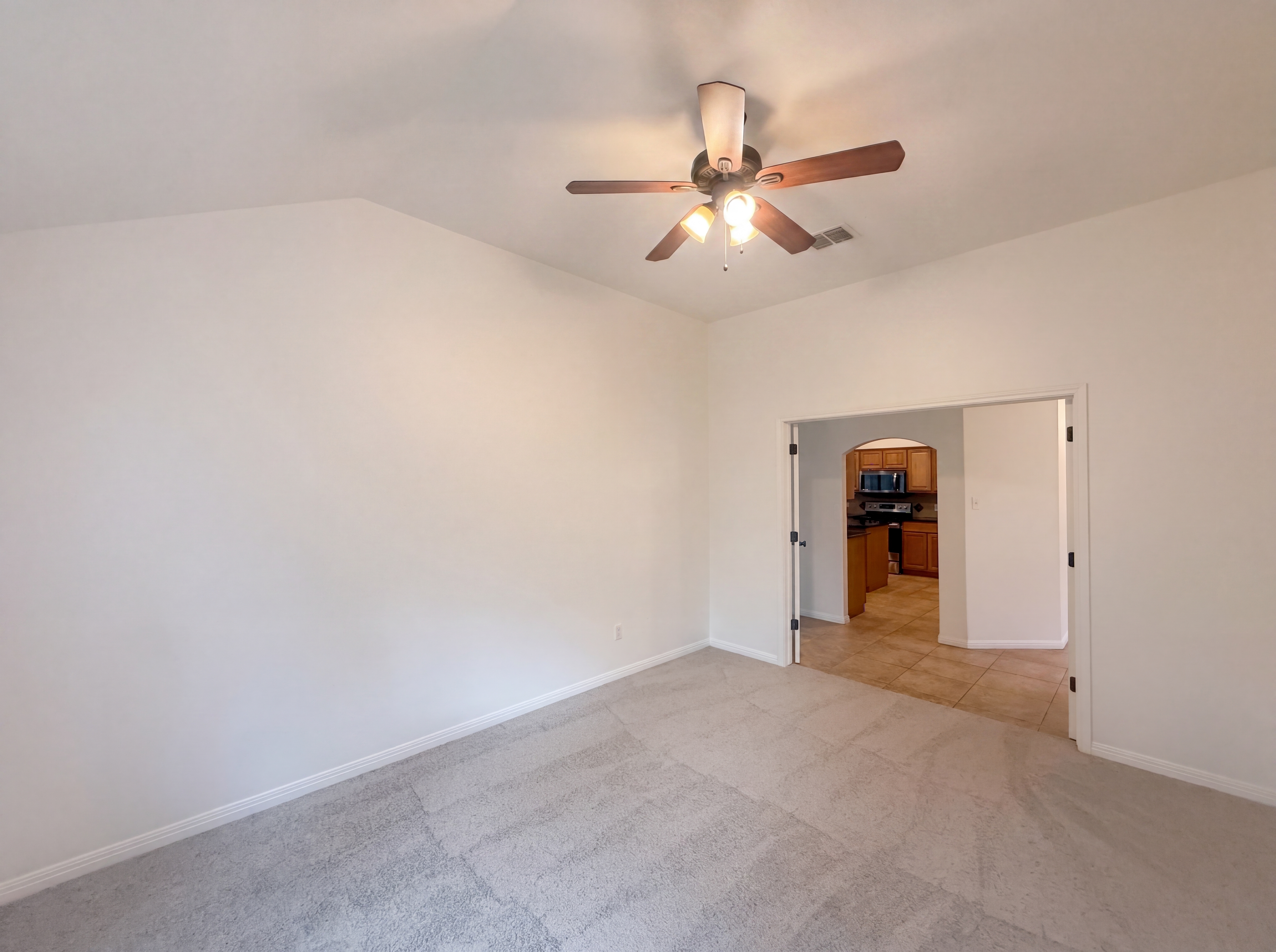 Photo 10 of 25 of 12 Birchwood Cir, Wimberley, TX