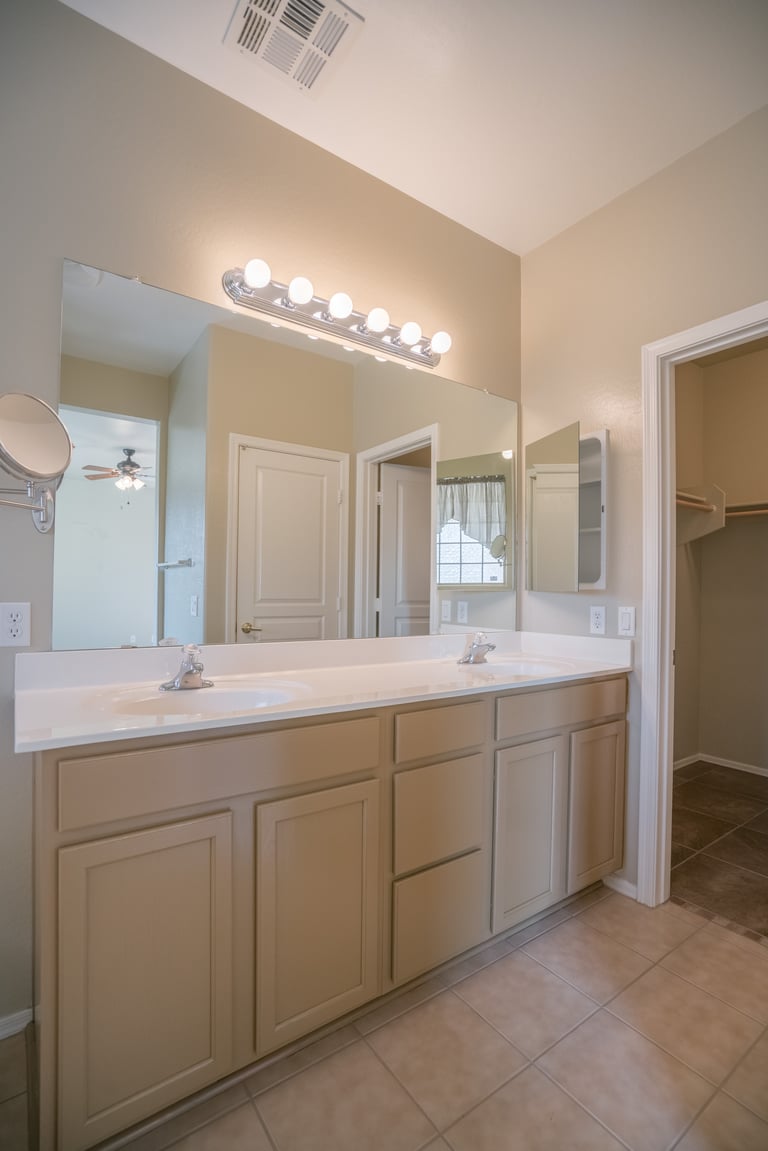 Photo 17 of 30 - 7106 S 68th Gln, Laveen, AZ 85339