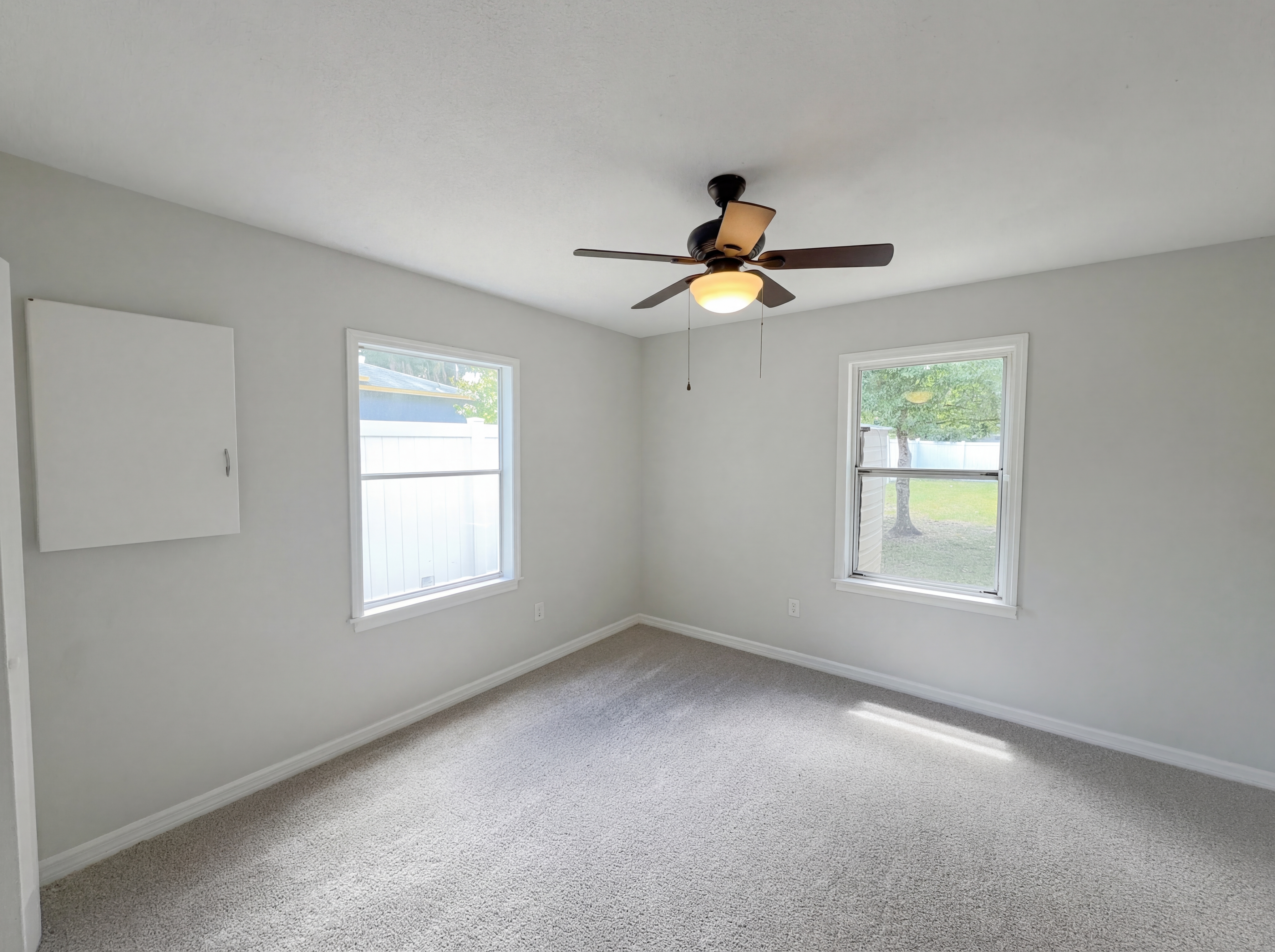 Photo 4 of 17 of 324 Bassedena Cir S, Lakeland, FL
