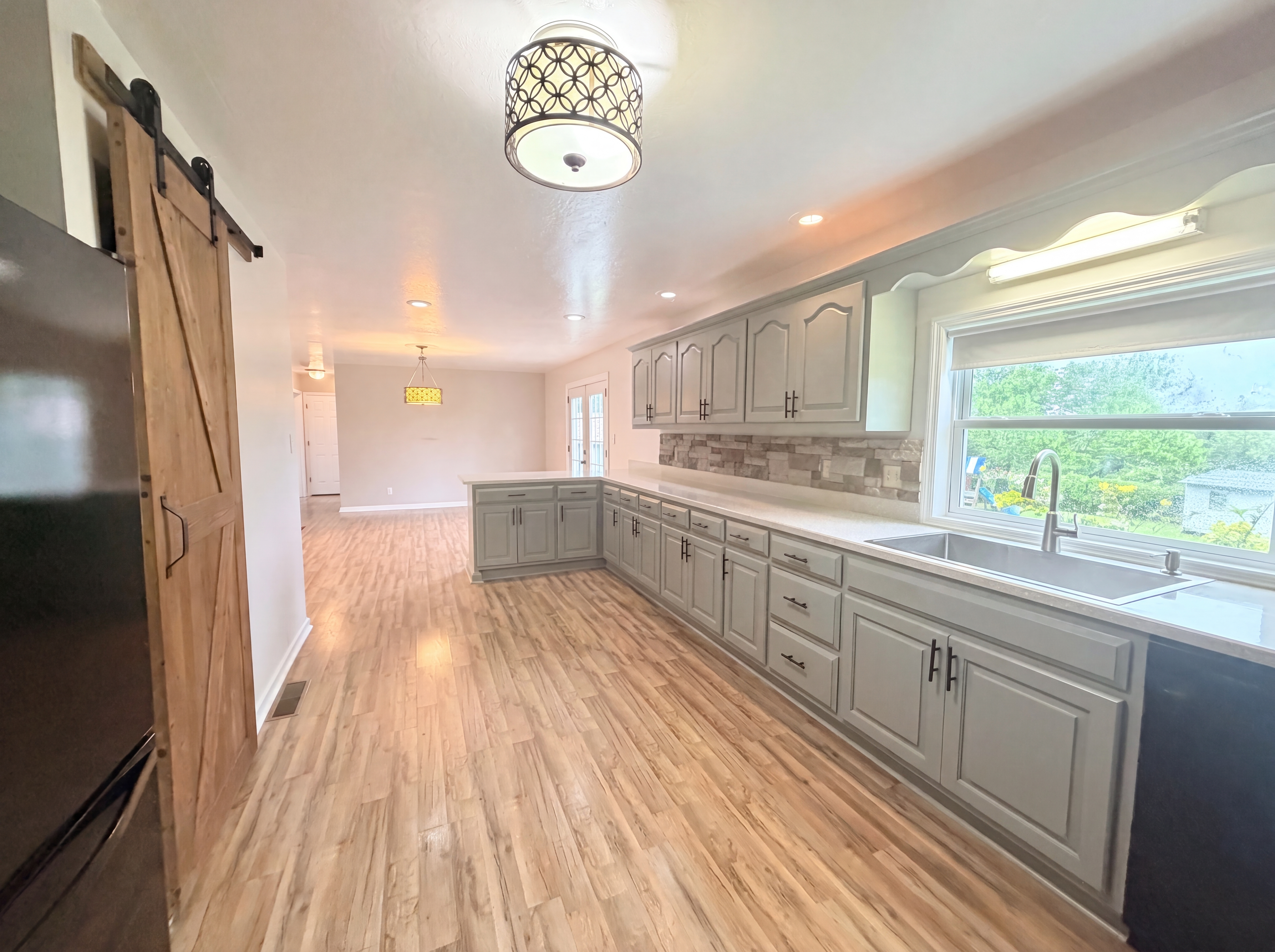 Photo 11 of 28 of 144 Lizzie Wallin Rd, Crab Orchard, KY
